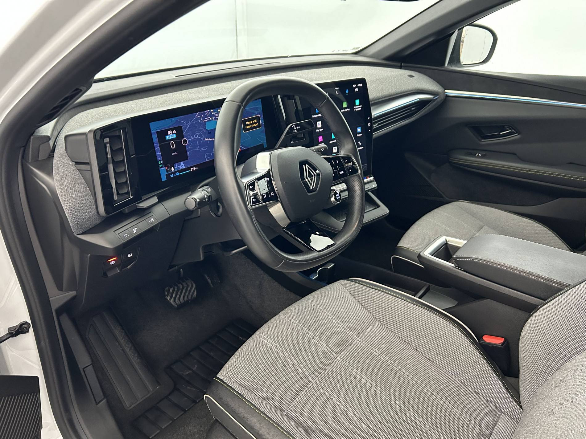 Vente en ligne Renault Megane E-Tech  EV40 130ch standard charge au prix de 19 390 €