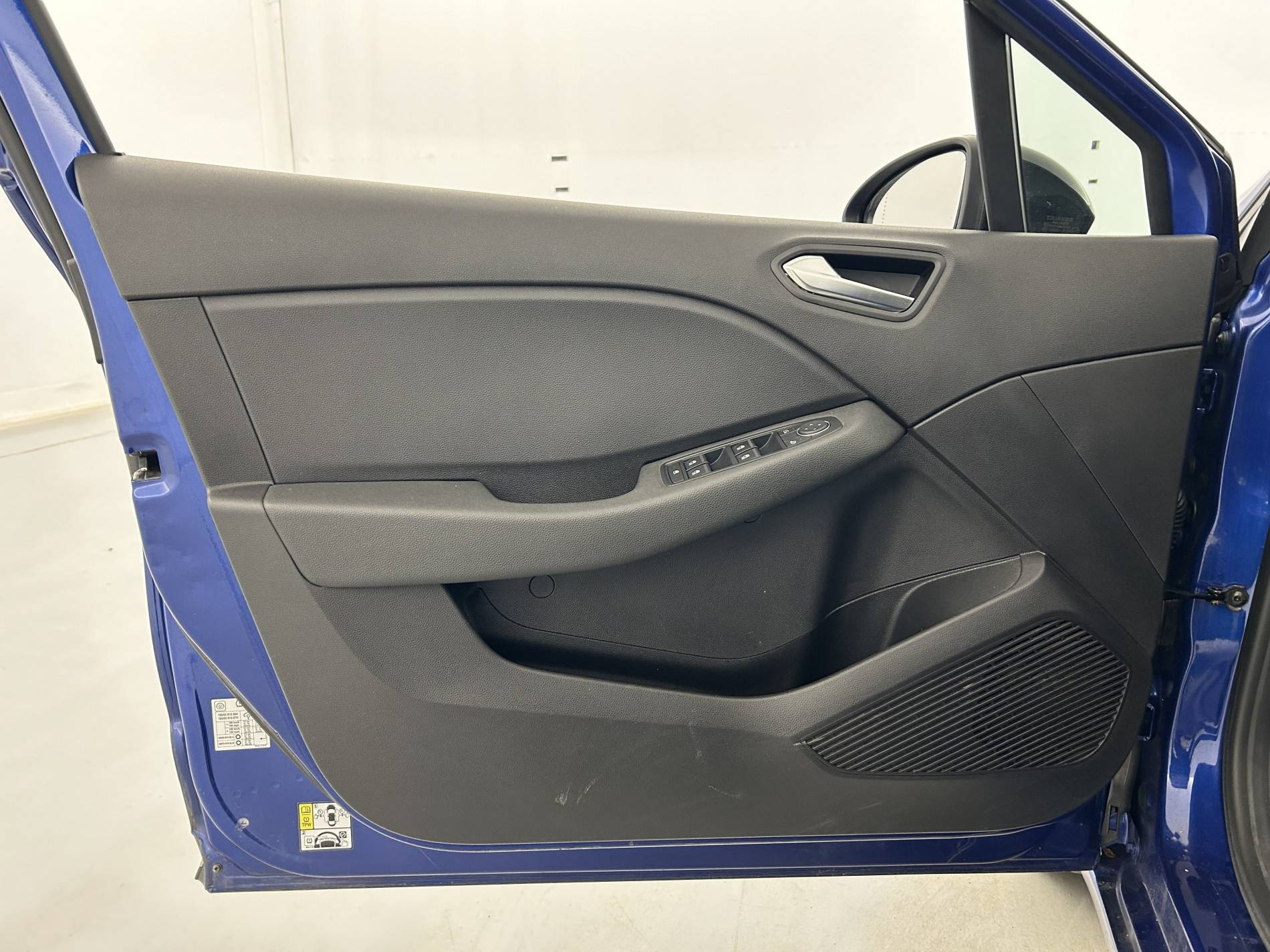 Vente en ligne Renault Clio 5 Clio TCe 90 - 21N au prix de 13 990 €