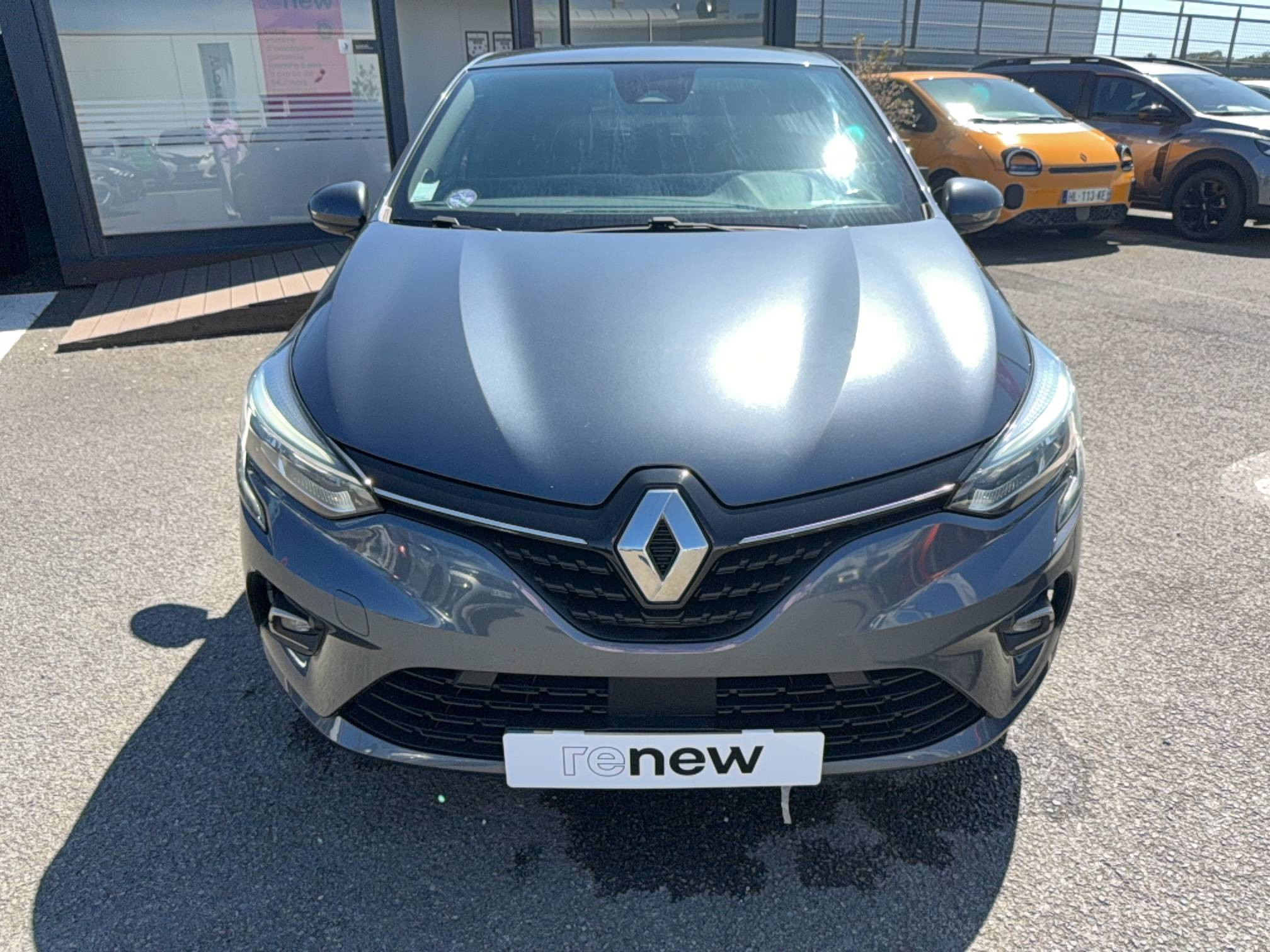 Vente en ligne Renault Clio 5 Clio TCe 100 au prix de 12 290 €