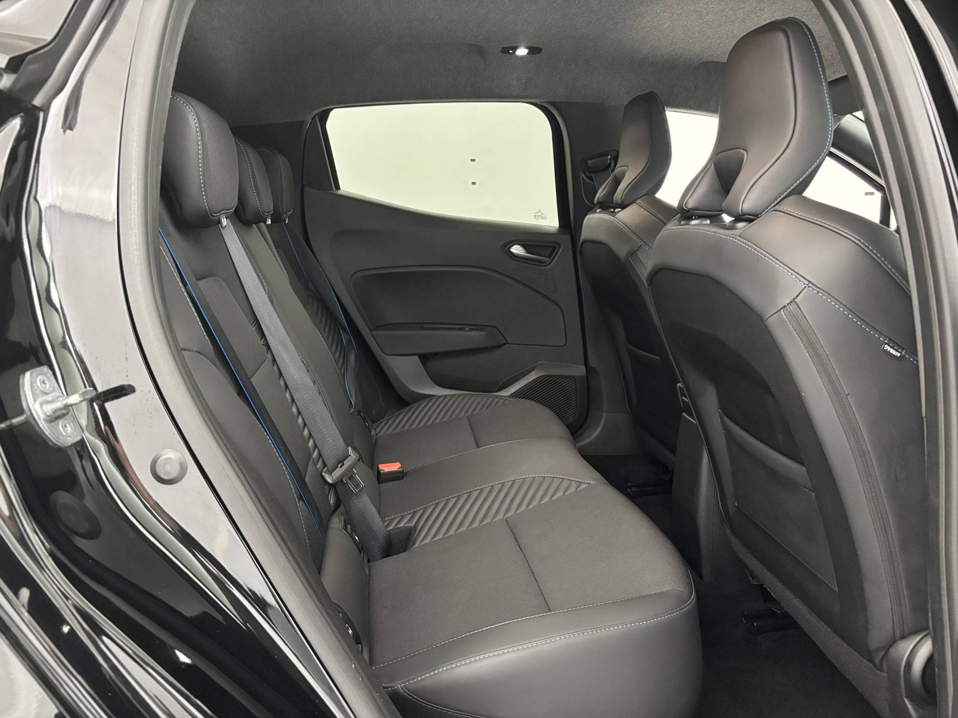 Vente en ligne Renault Clio 5 Clio TCe 90 ch GSR2 au prix de 17 990 €