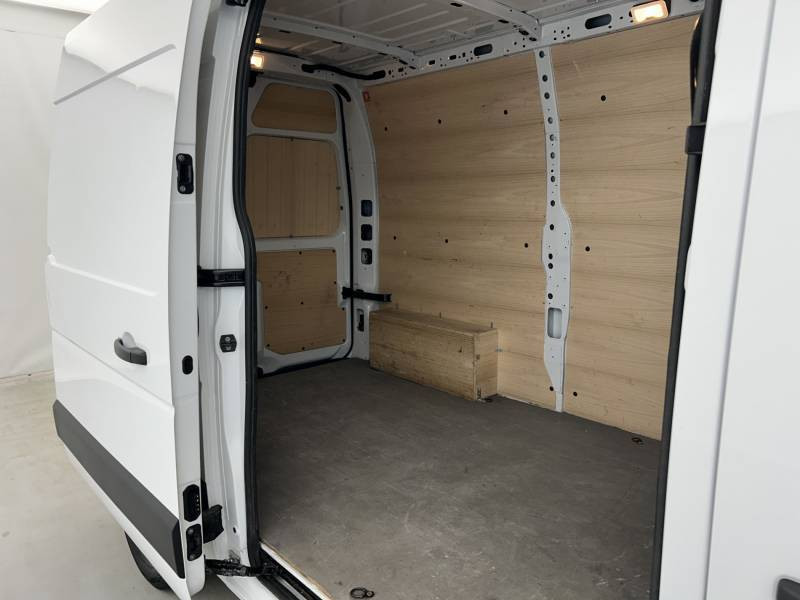 Vente en ligne Renault Master Fourgon MASTER FGN TRAC F3500 L2H2 BLUE DCI 135 au prix de 22 990 €