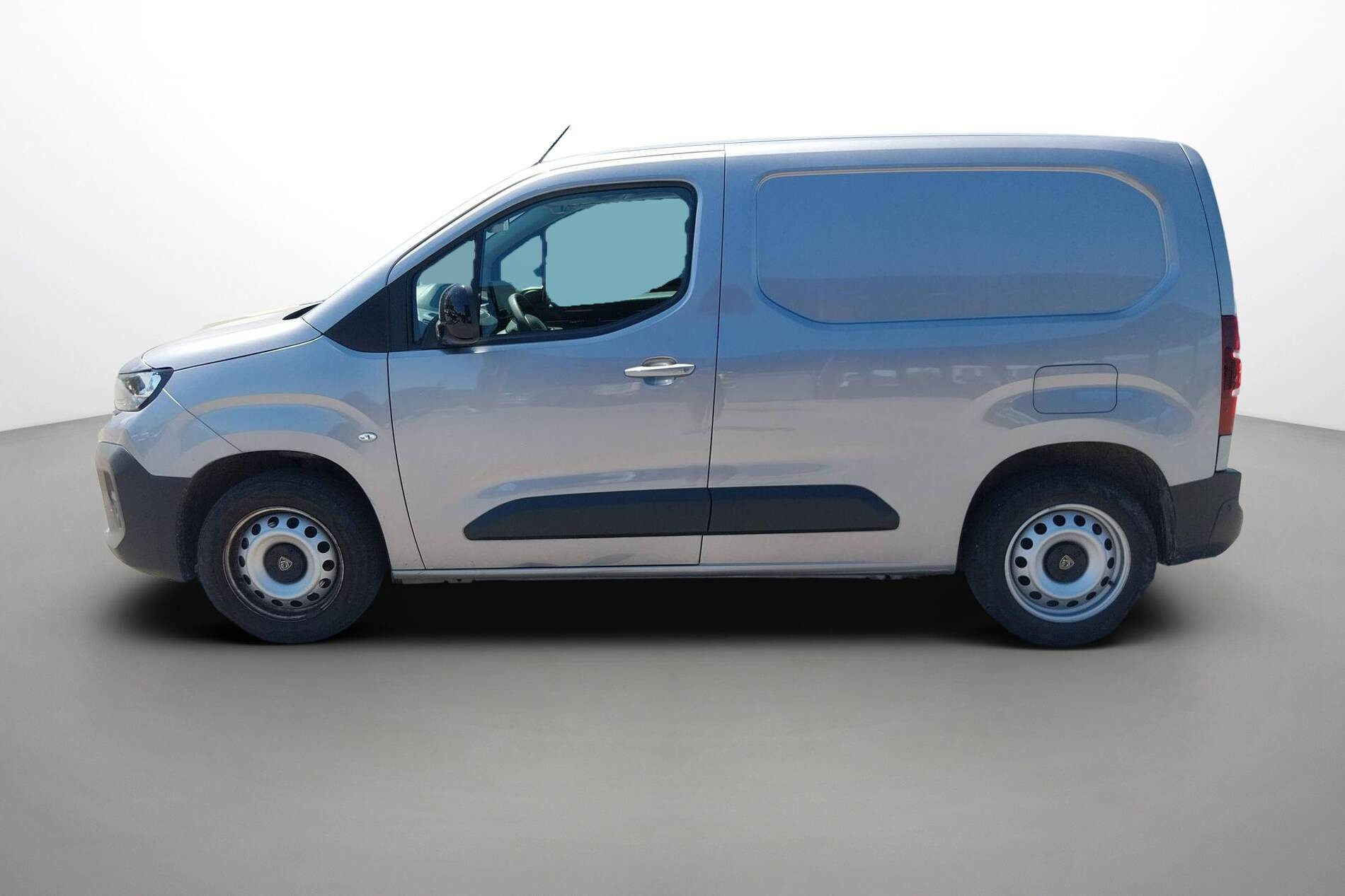 Vente en ligne Peugeot Partner Fourgon  M 650 KG BLUEHDI 130 S&S EAT8 au prix de 18 990 €