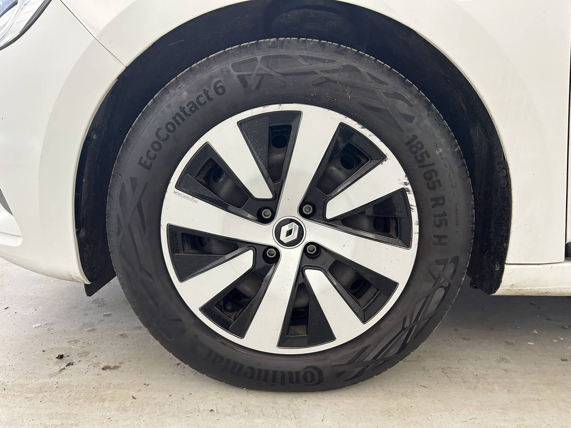 Vente en ligne Renault Clio 5 Clio TCe 90 au prix de 13 990 €