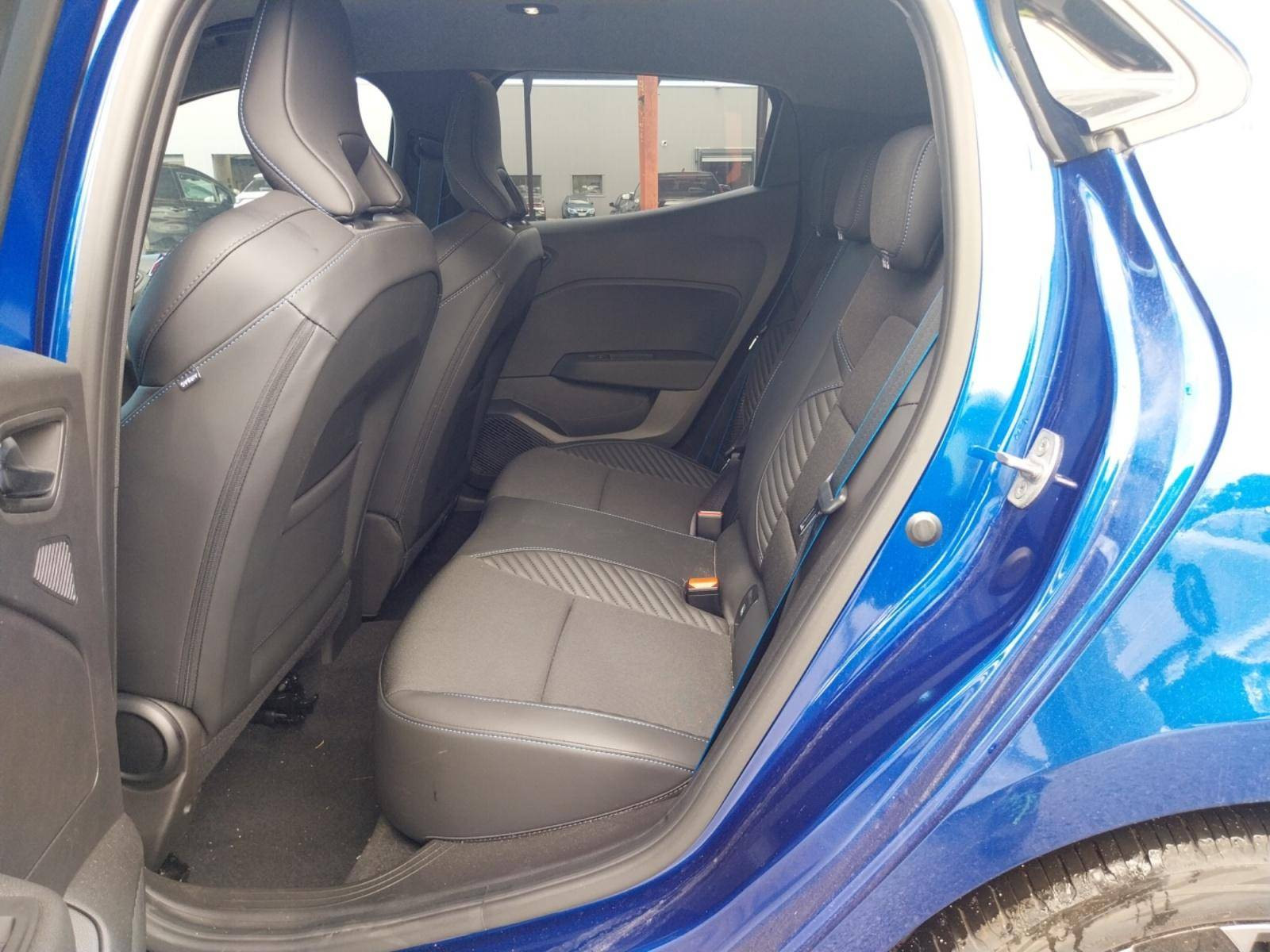 Vente en ligne Renault Clio 5 Clio E-Tech full hybrid 145 ch GSR2 au prix de 23 490 €