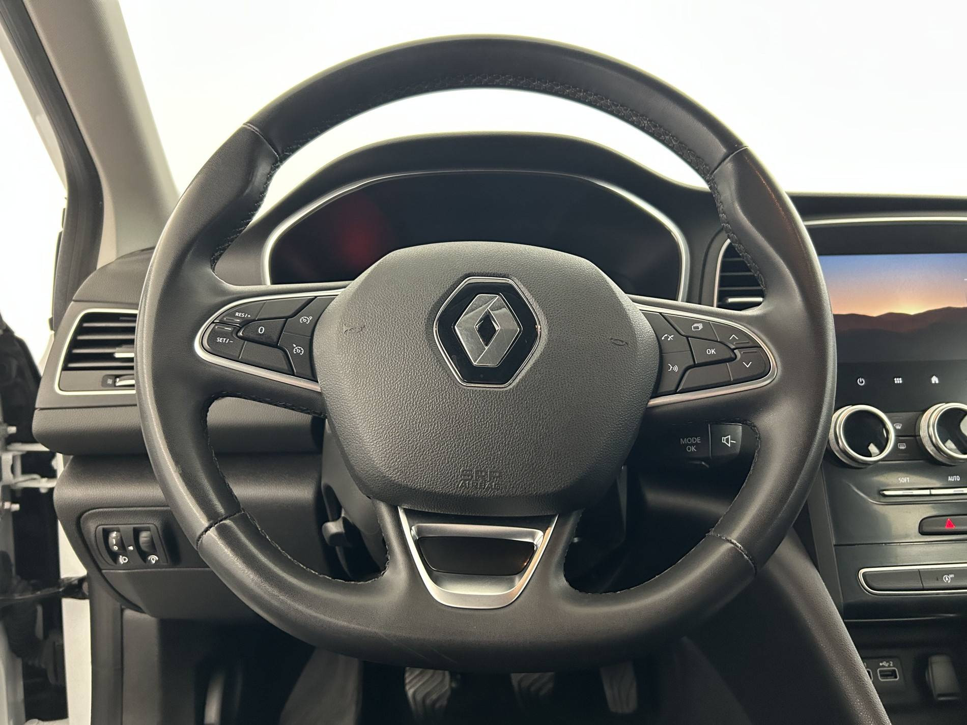 Vente en ligne Renault Megane 4  TCe 140 au prix de 15 990 €