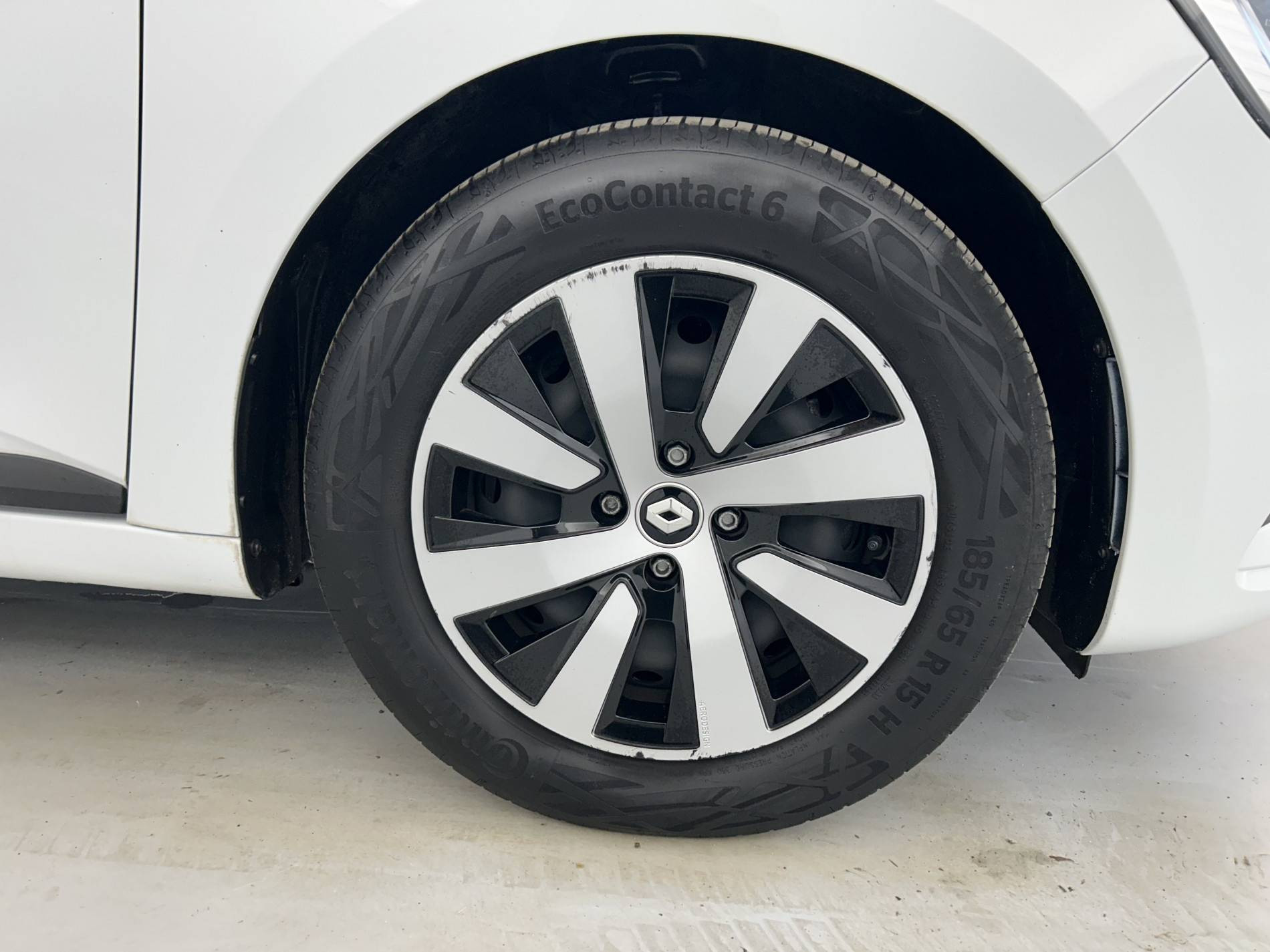 Vente en ligne Renault Clio 5 Clio TCe 90 au prix de 13 990 €