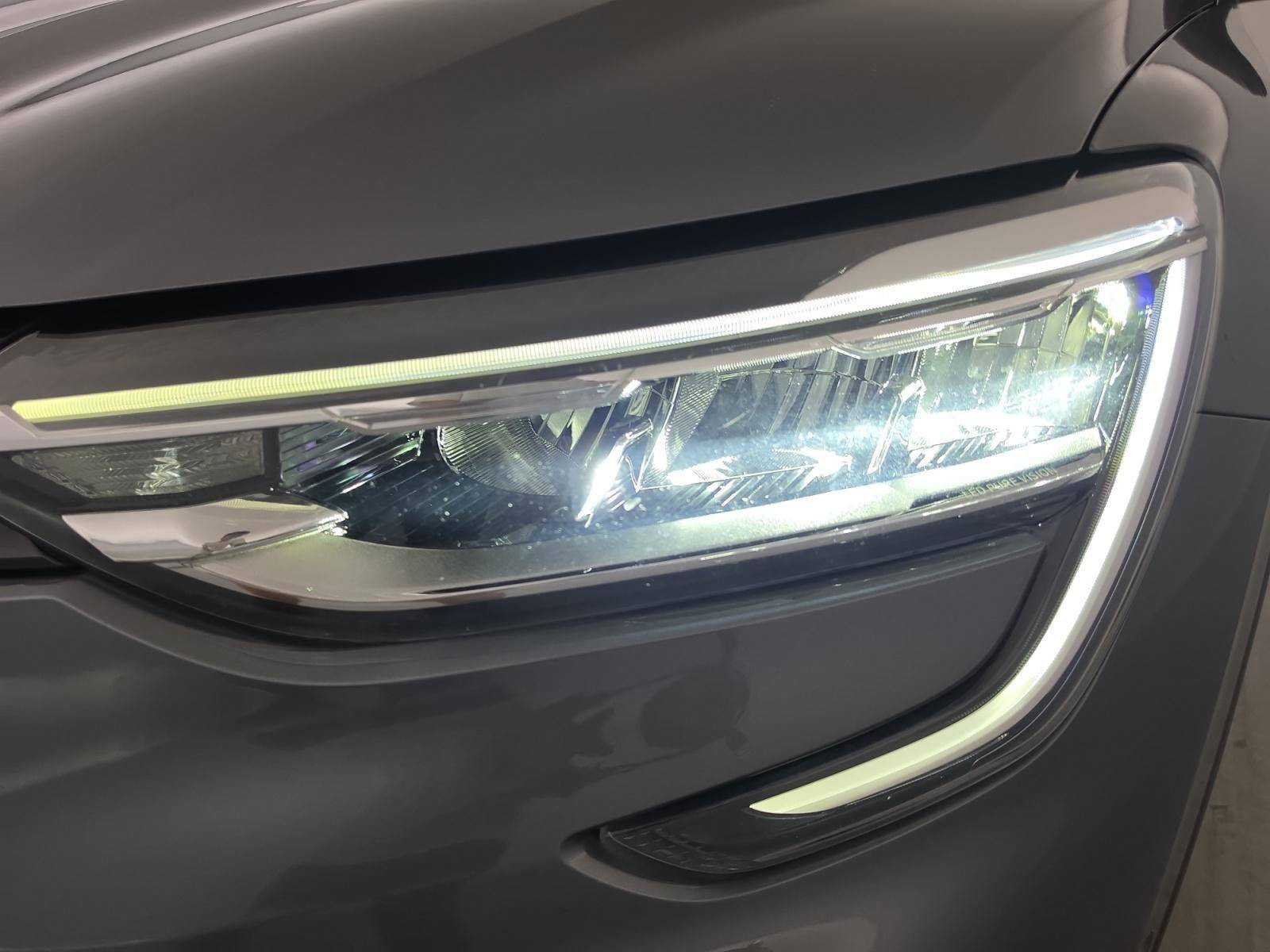 Vente en ligne Renault Arkana  E-Tech hybride 145 - 22 au prix de 21 900 €