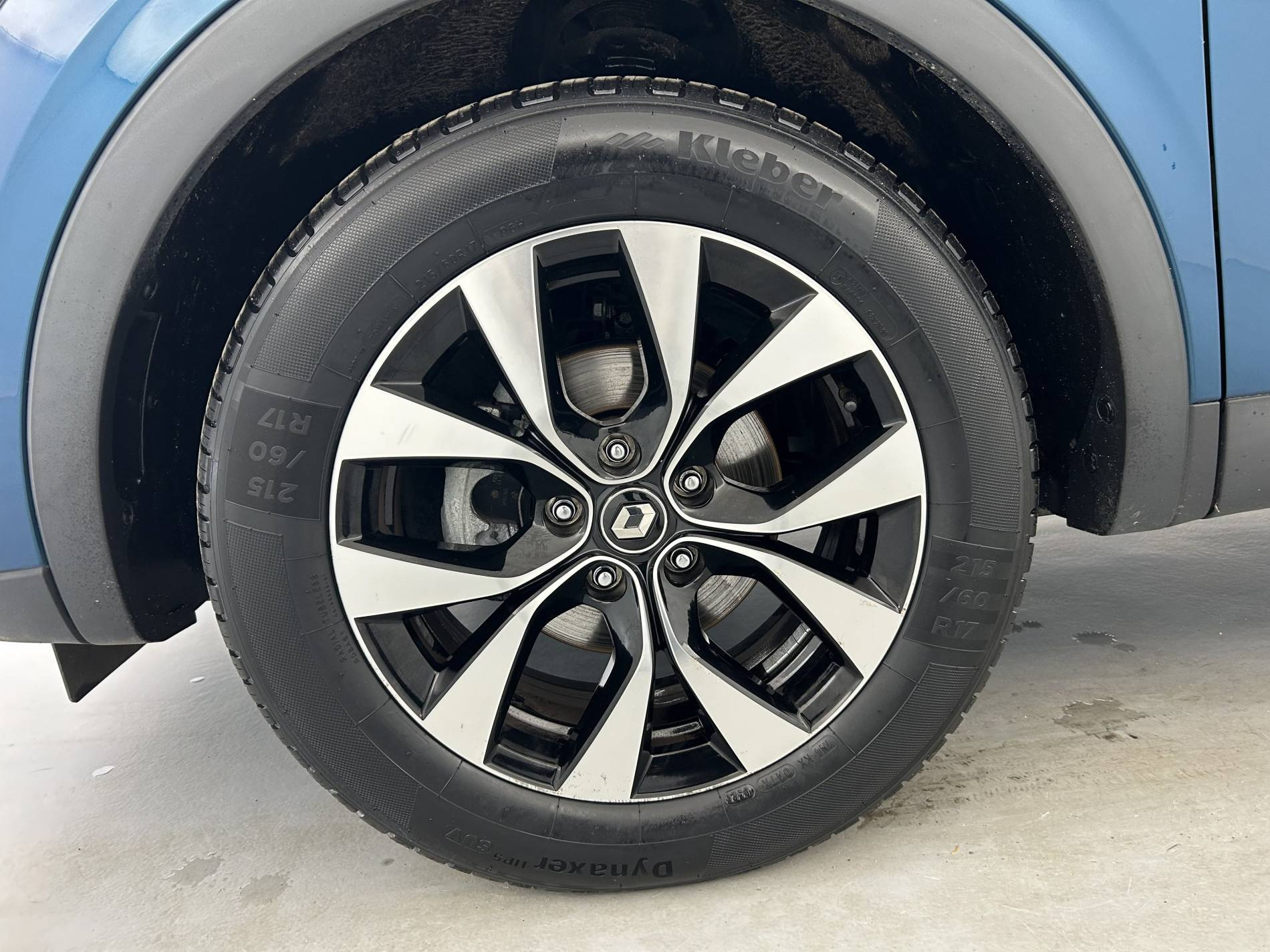 Vente en ligne Renault Arkana  mild hybrid 140 EDC FAP - 22 au prix de 19 890 €