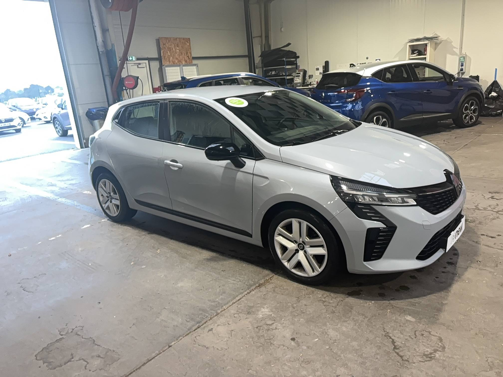 Vente en ligne Renault Clio 5 Clio TCe 90 au prix de 15 490 €