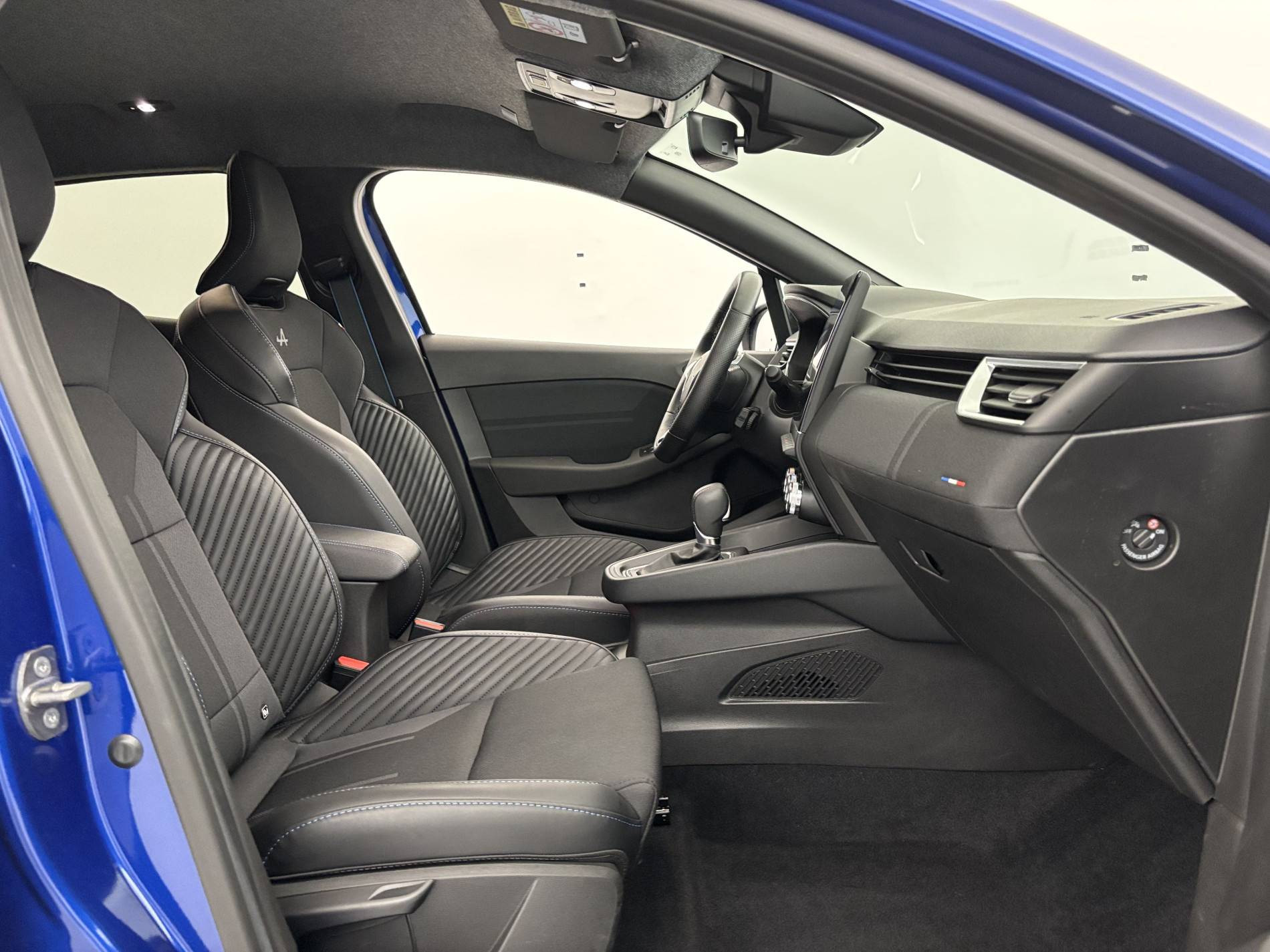 Vente en ligne Renault Clio 5 Clio E-Tech full hybrid 145 au prix de 22 490 €