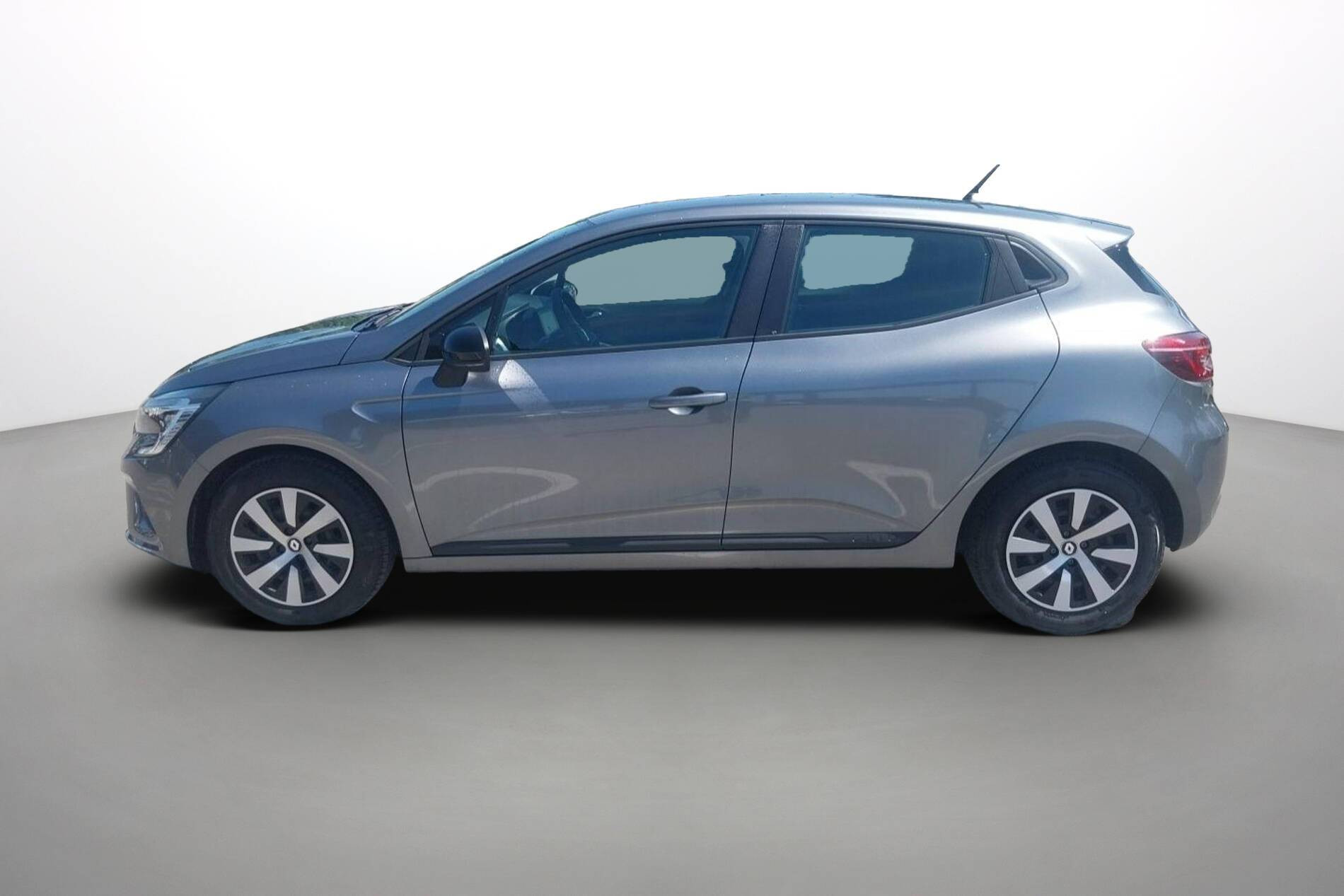Vente en ligne Renault Clio 5 Clio TCe 90 au prix de 14 400 €
