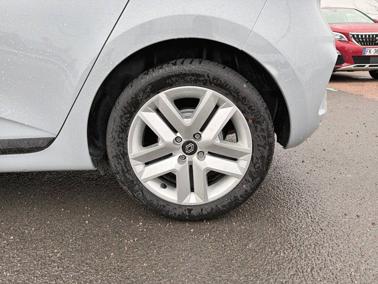 Vente en ligne Renault Clio 5 Clio E-Tech full hybrid 145 ch GSR2 au prix de 20 990 €