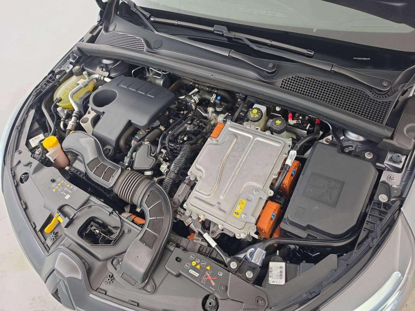 Vente en ligne Renault Clio 5 Clio E-Tech full hybrid 145 au prix de 18 890 €