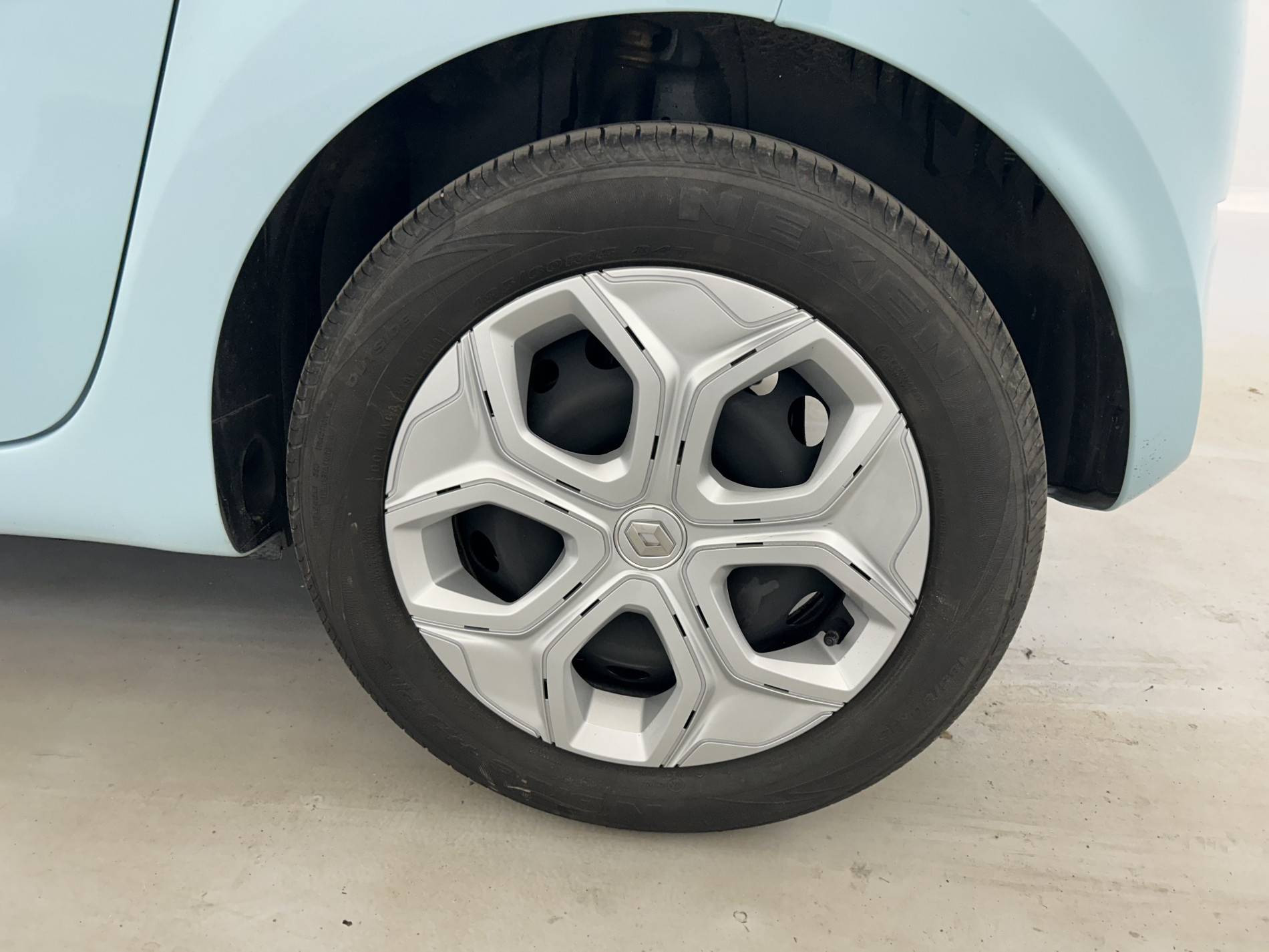 Vente en ligne Renault Twingo 3  SCe 65 - 20 au prix de 10 999 €