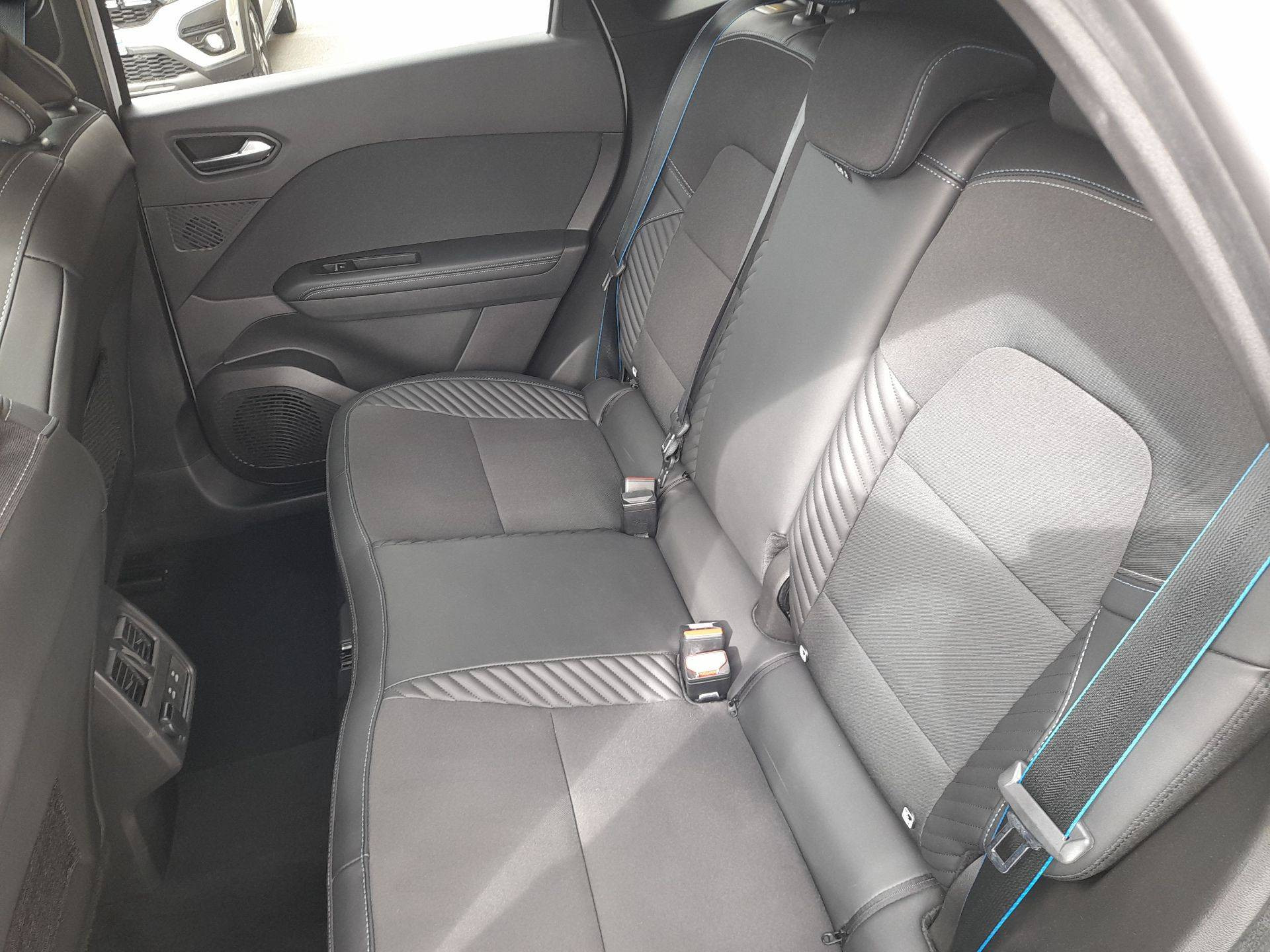 Vente en ligne Renault Symbioz  E-Tech full hybrid 145 au prix de 29 990 €