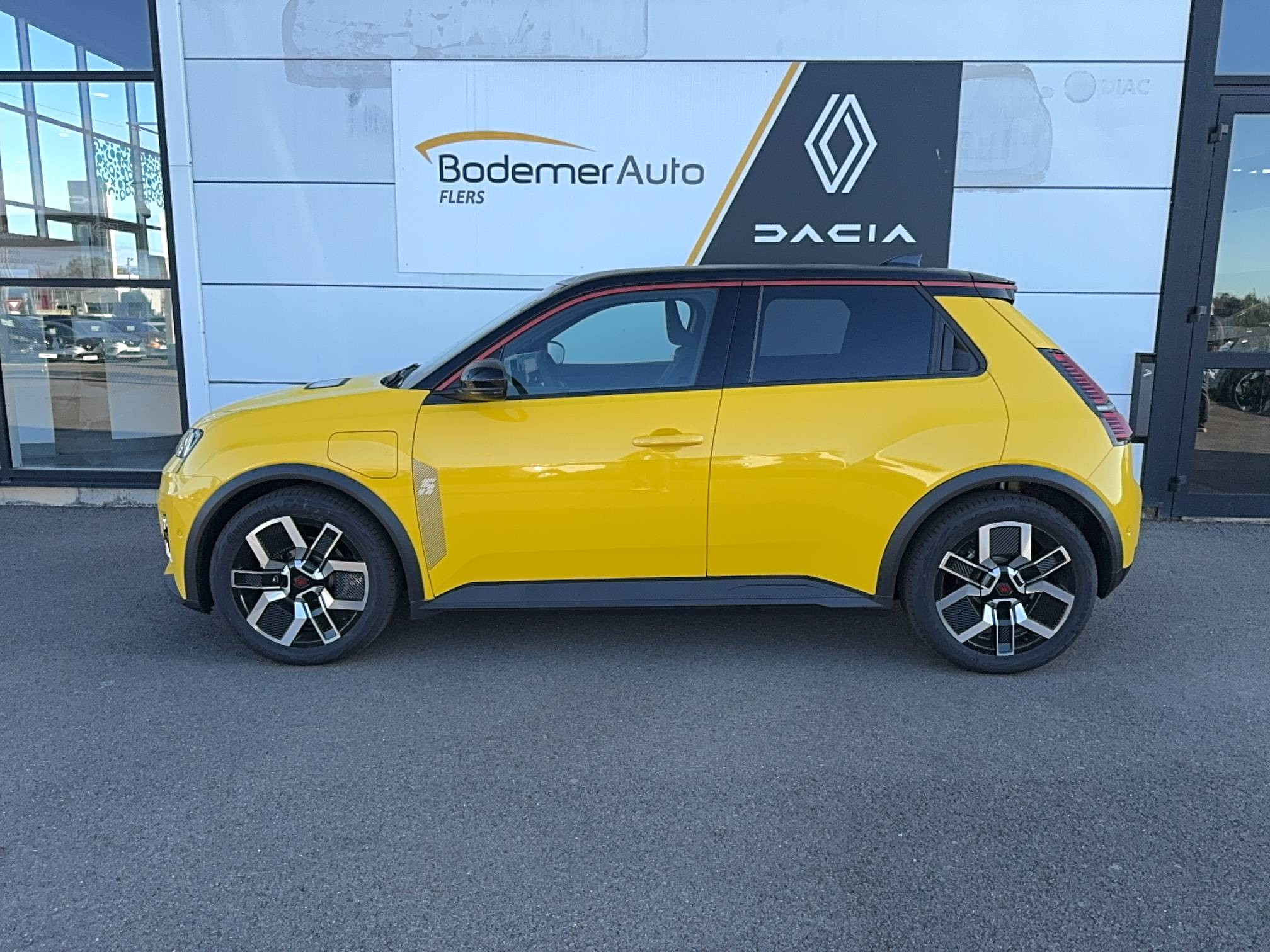 Vente en ligne Renault R5 E-Tech  150 ch autonomie confort au prix de 36 240 €