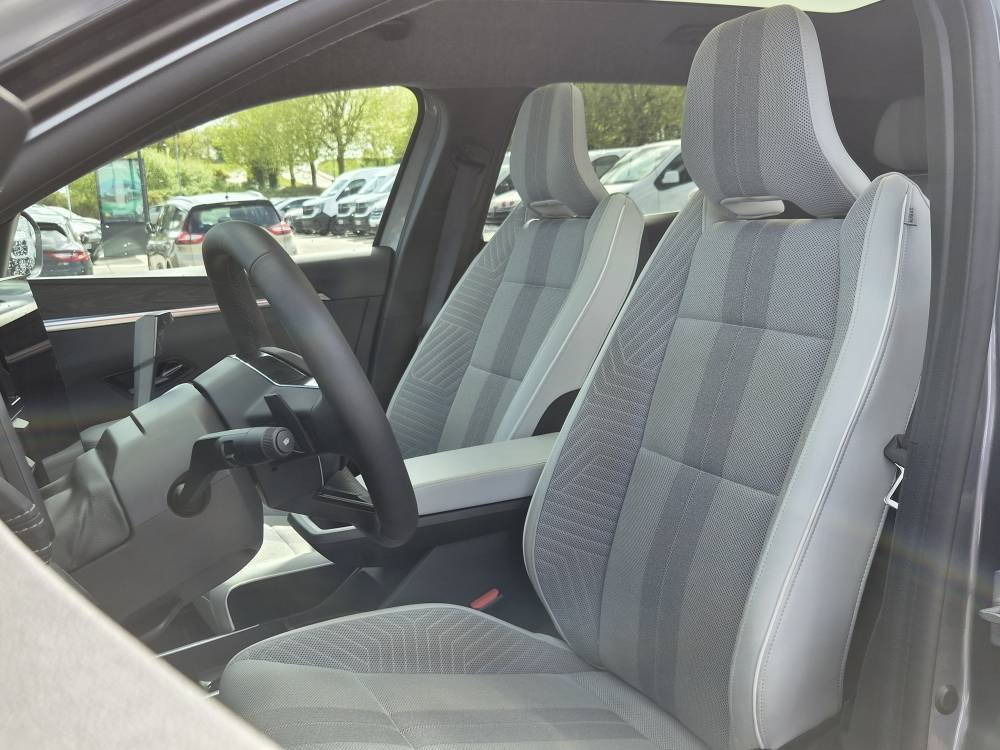 Vente en ligne Renault Scenic E-Tech Scenic E-Tech électrique 220 ch grande autonomie au prix de 39 990 €