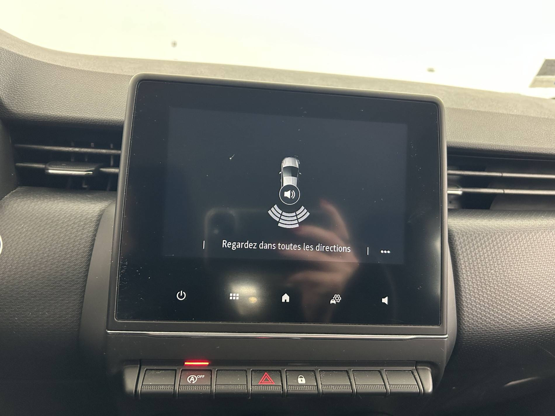 Vente en ligne Renault Clio 5 Clio SCe 75 au prix de 10 490 €