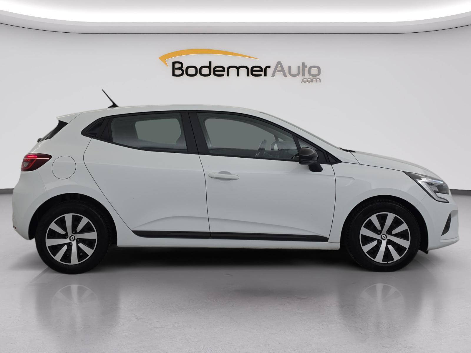 Vente en ligne Renault Clio 5 Clio TCe 90 au prix de 13 790 €