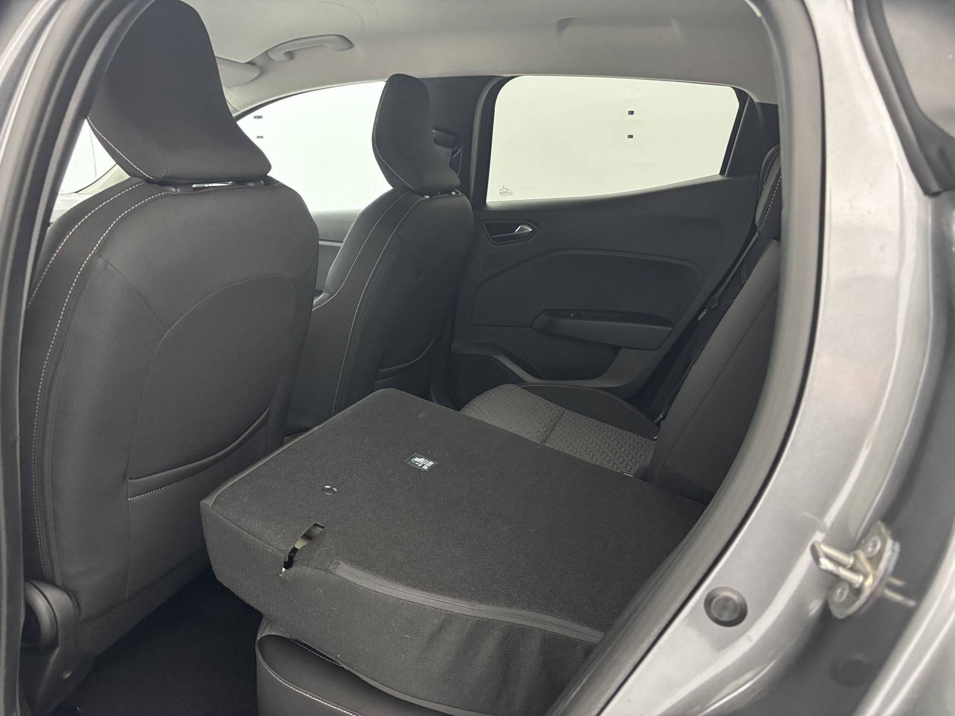 Vente en ligne Renault Clio 5 Clio SCe 65 au prix de 13 300 €