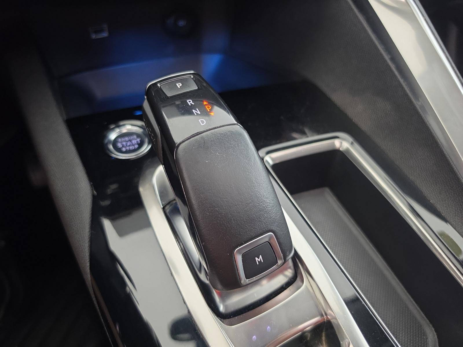 Vente en ligne Peugeot 3008  BlueHDi 130ch S&S EAT8 au prix de 17 990 €