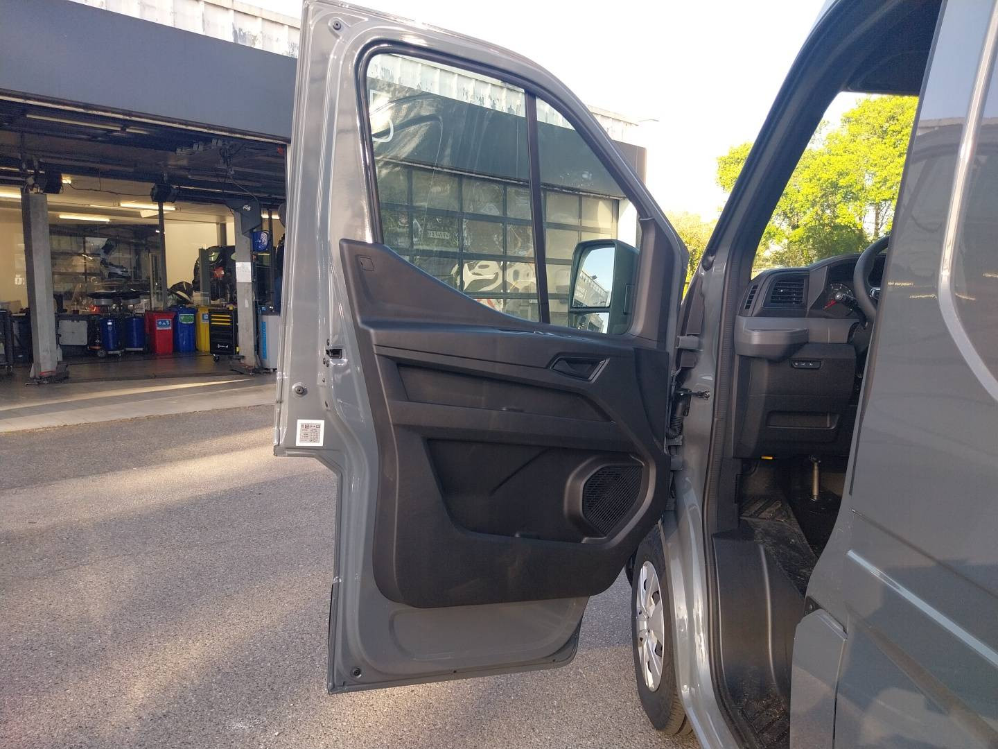 Vente en ligne Renault Master Fourgon MASTER FG BLUE DCI 170 L2H2 3T5 TR AUTO au prix de 61 800 €