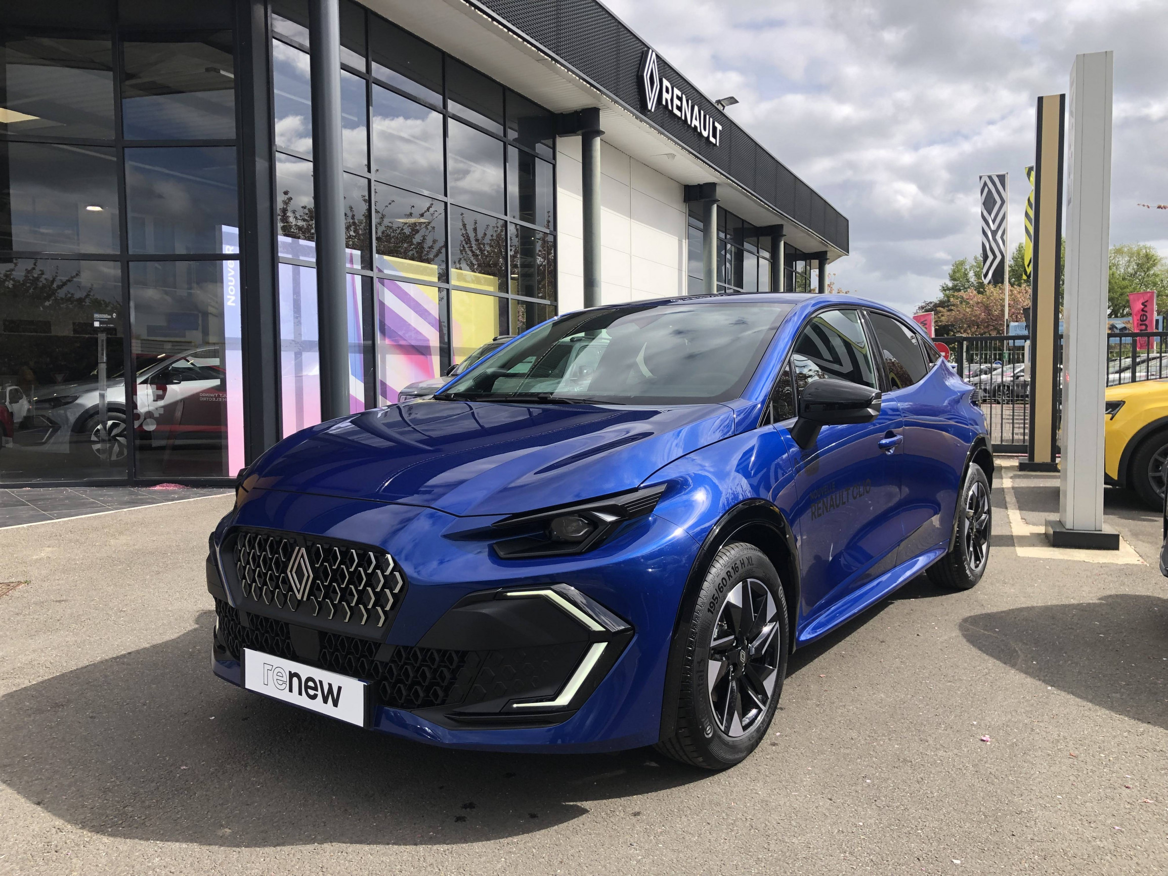 Renault Clio 6 Clio TCe 115 ch occasion de 2026 en vente à Vire