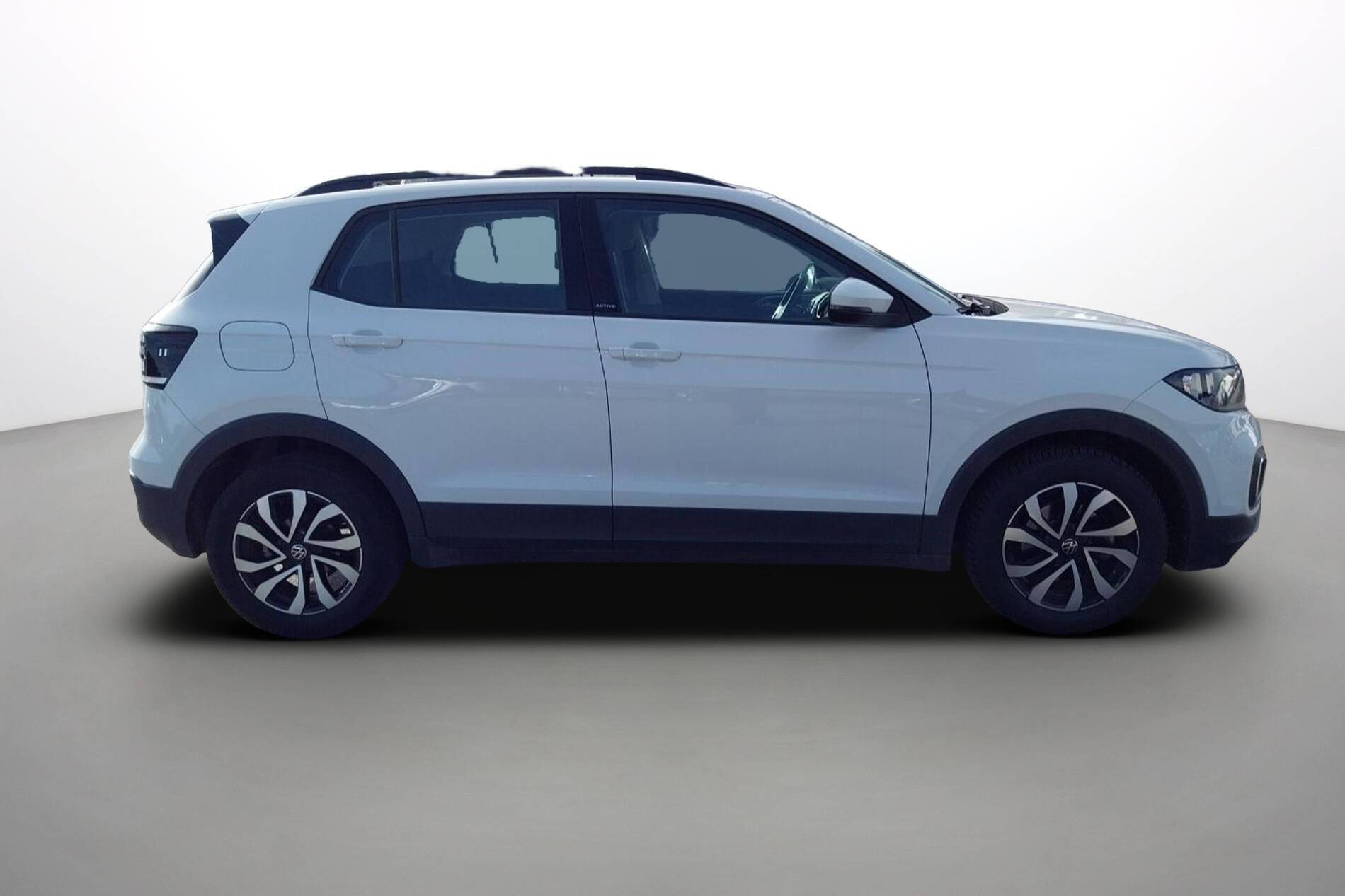 Vente en ligne Volkswagen T-Cross  1.0 TSI 110 Start/Stop DSG7 au prix de 17 999 €