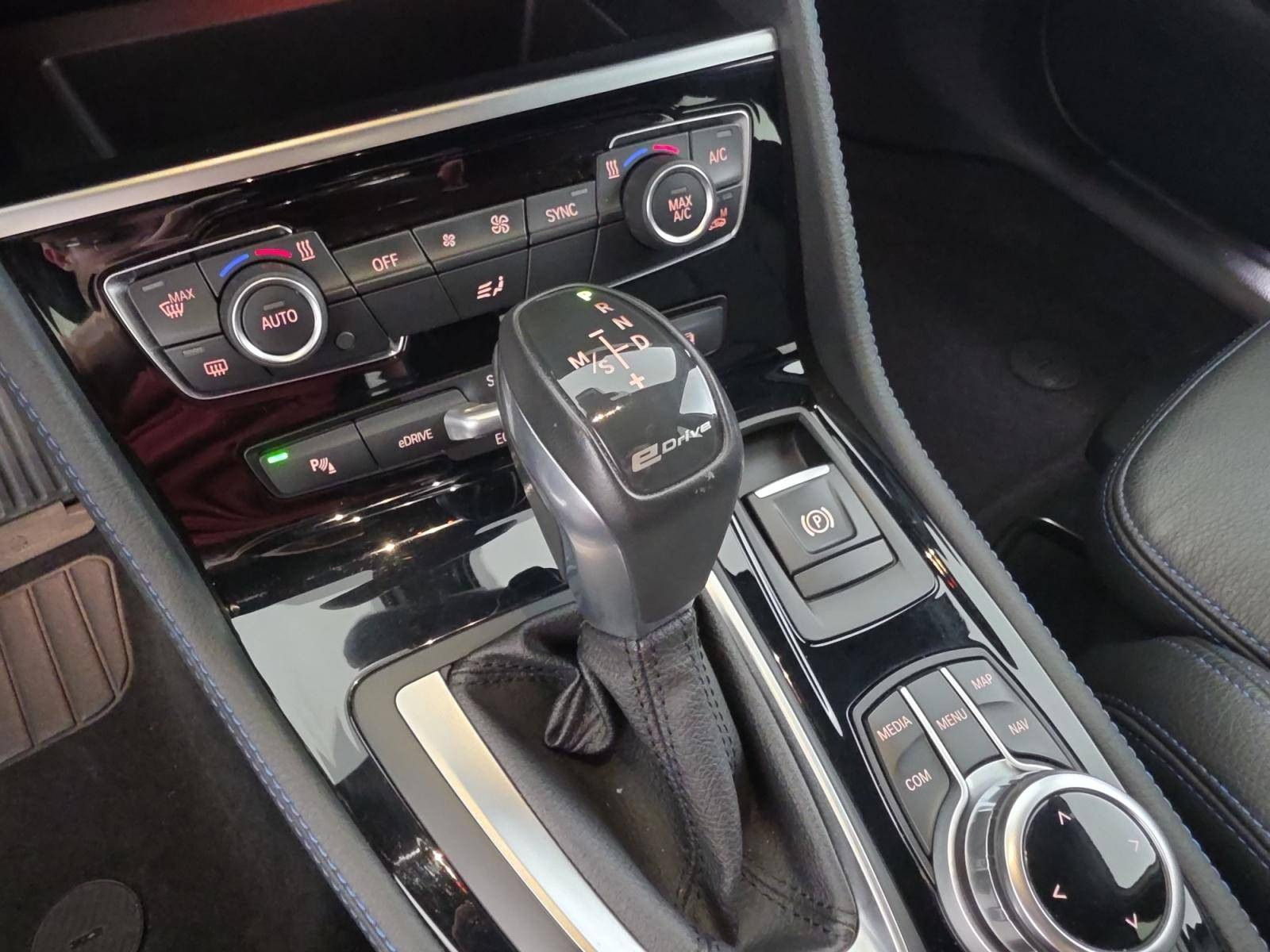 Vente en ligne Bmw Série 2 Active Tourer Active Tourer 225xe iPerformance 224 ch au prix de 19 000 €