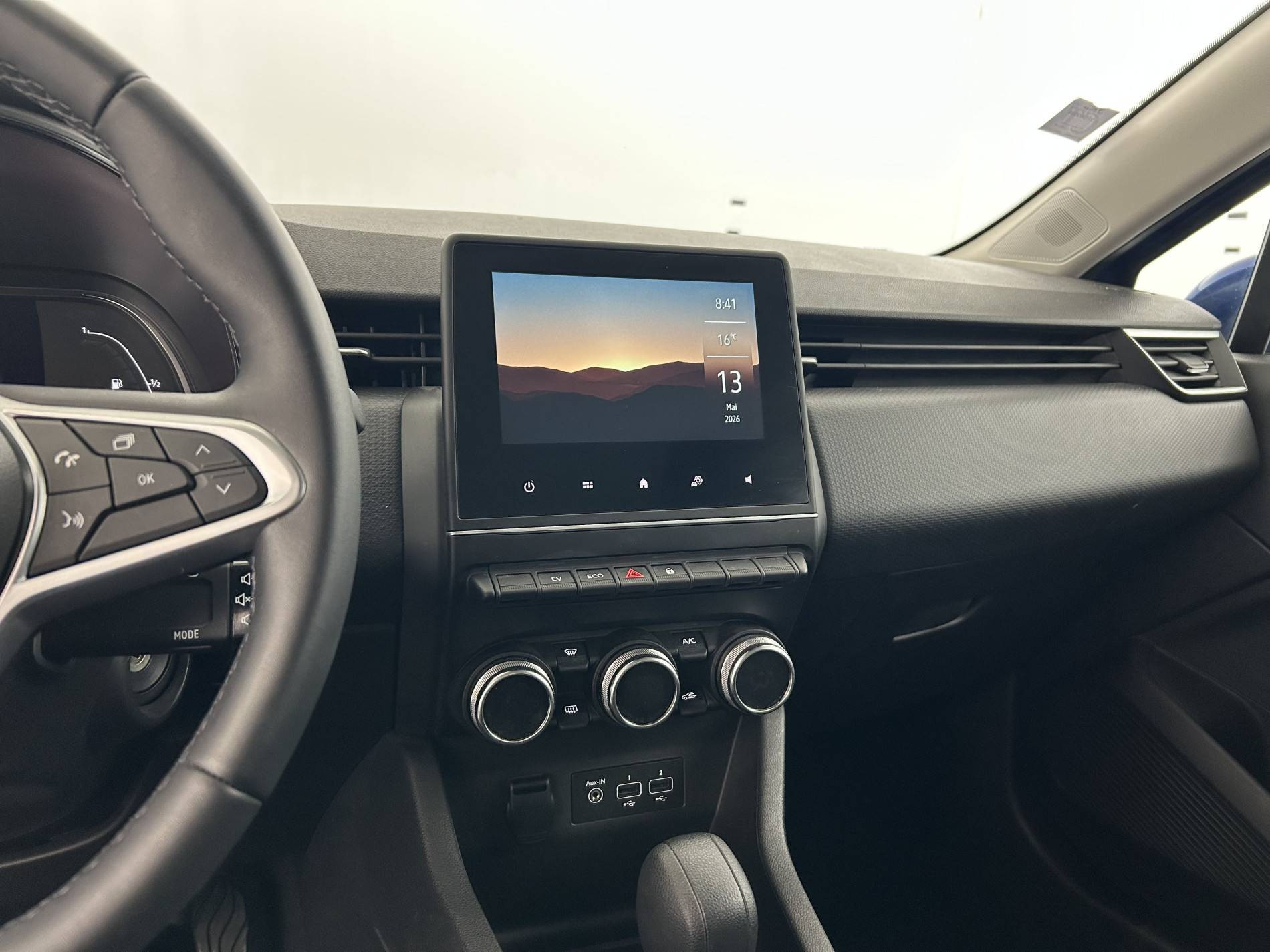 Vente en ligne Renault Clio 5 Clio E-Tech 140 - 21N au prix de 16 350 €