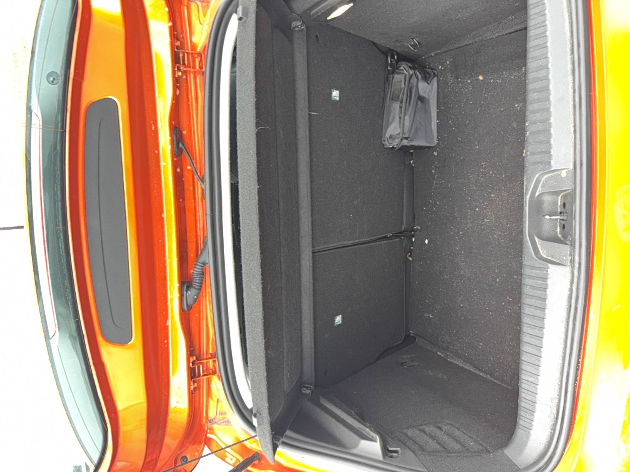 Vente en ligne Renault Clio 5 Clio TCe 100 GPL au prix de 14 490 €