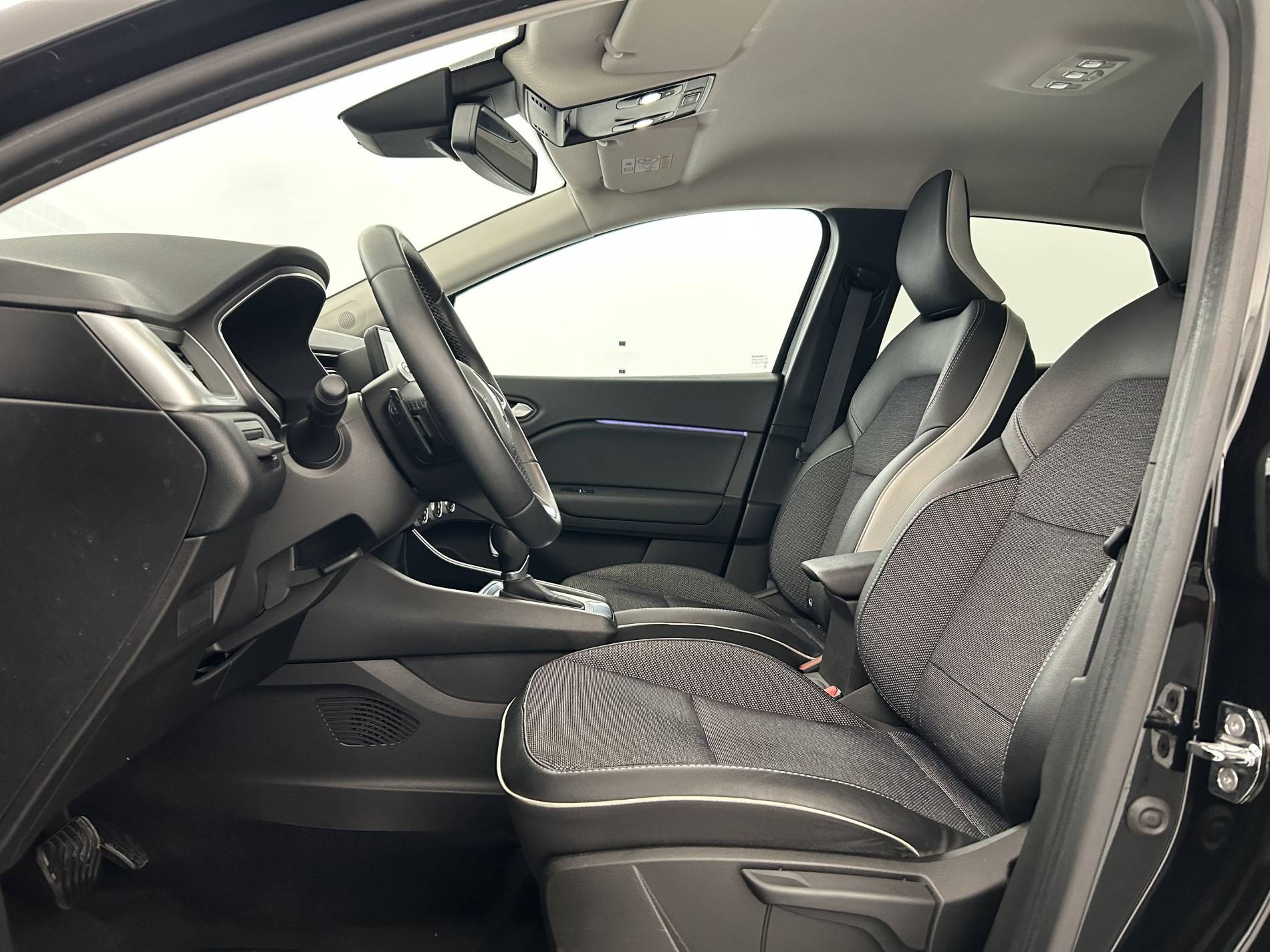 Vente en ligne Renault Captur  TCe 140 - 21 au prix de 16 990 €