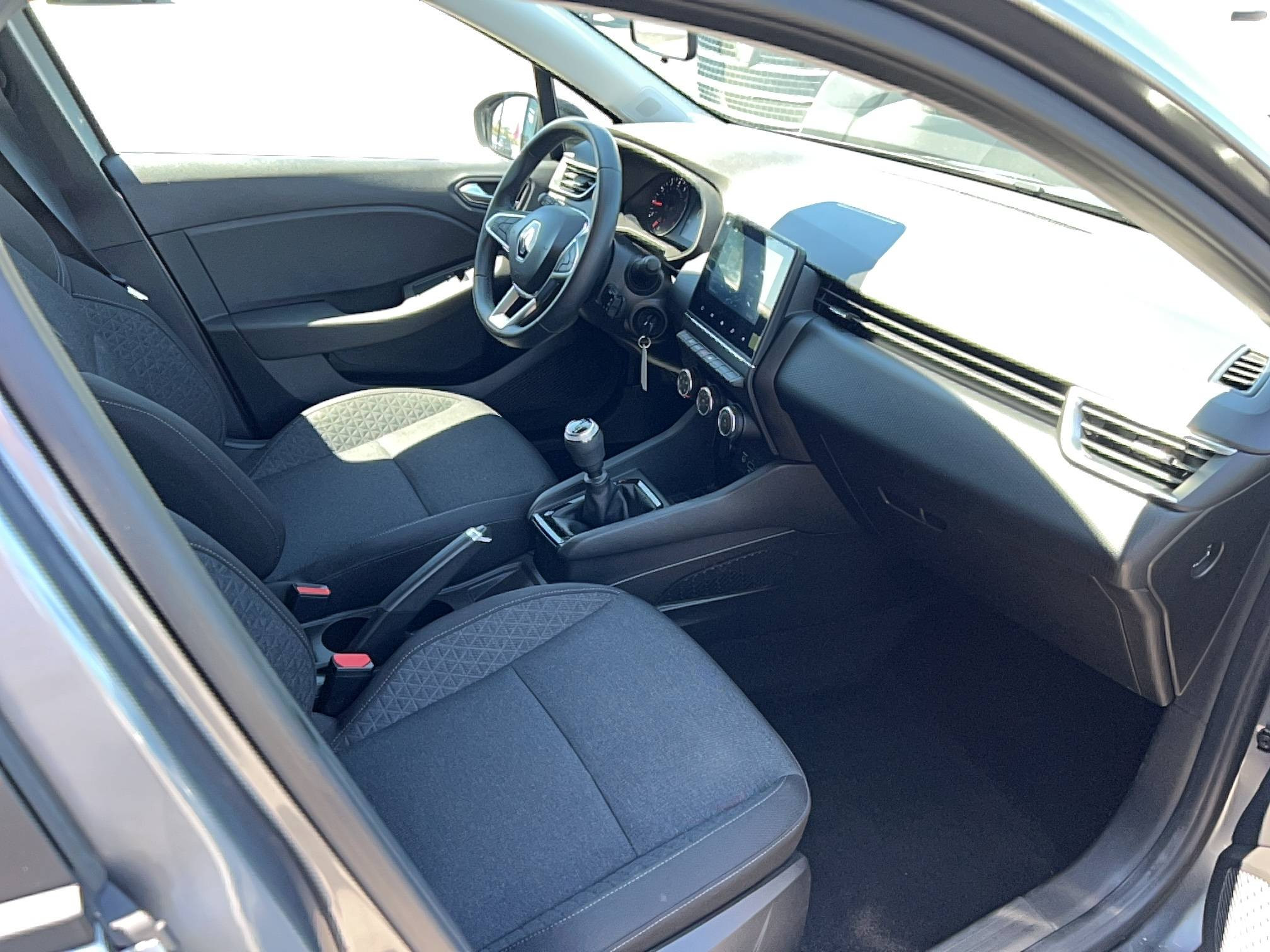 Vente en ligne Renault Clio 5 Clio TCe 90 au prix de 13 990 €
