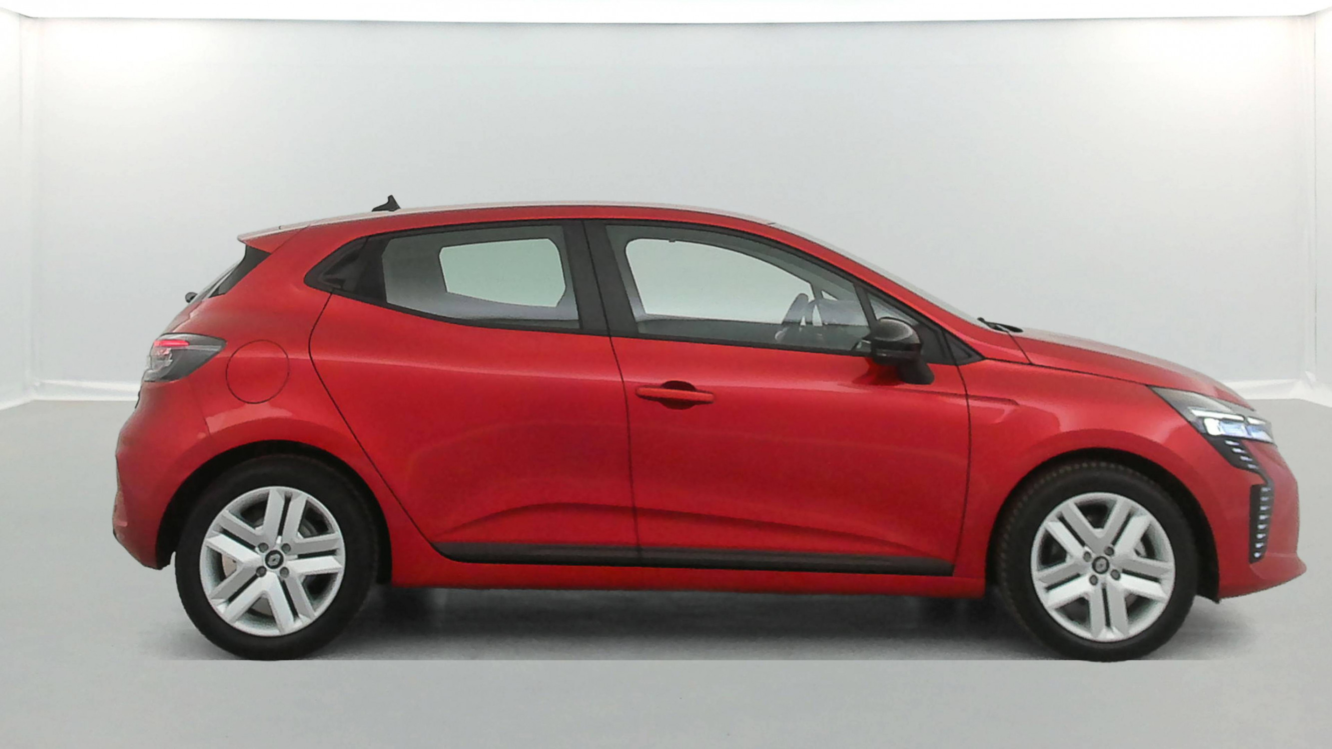 Vente en ligne Renault Clio 5 Clio E-Tech full hybrid 145 ch GSR2 au prix de 21 990 €