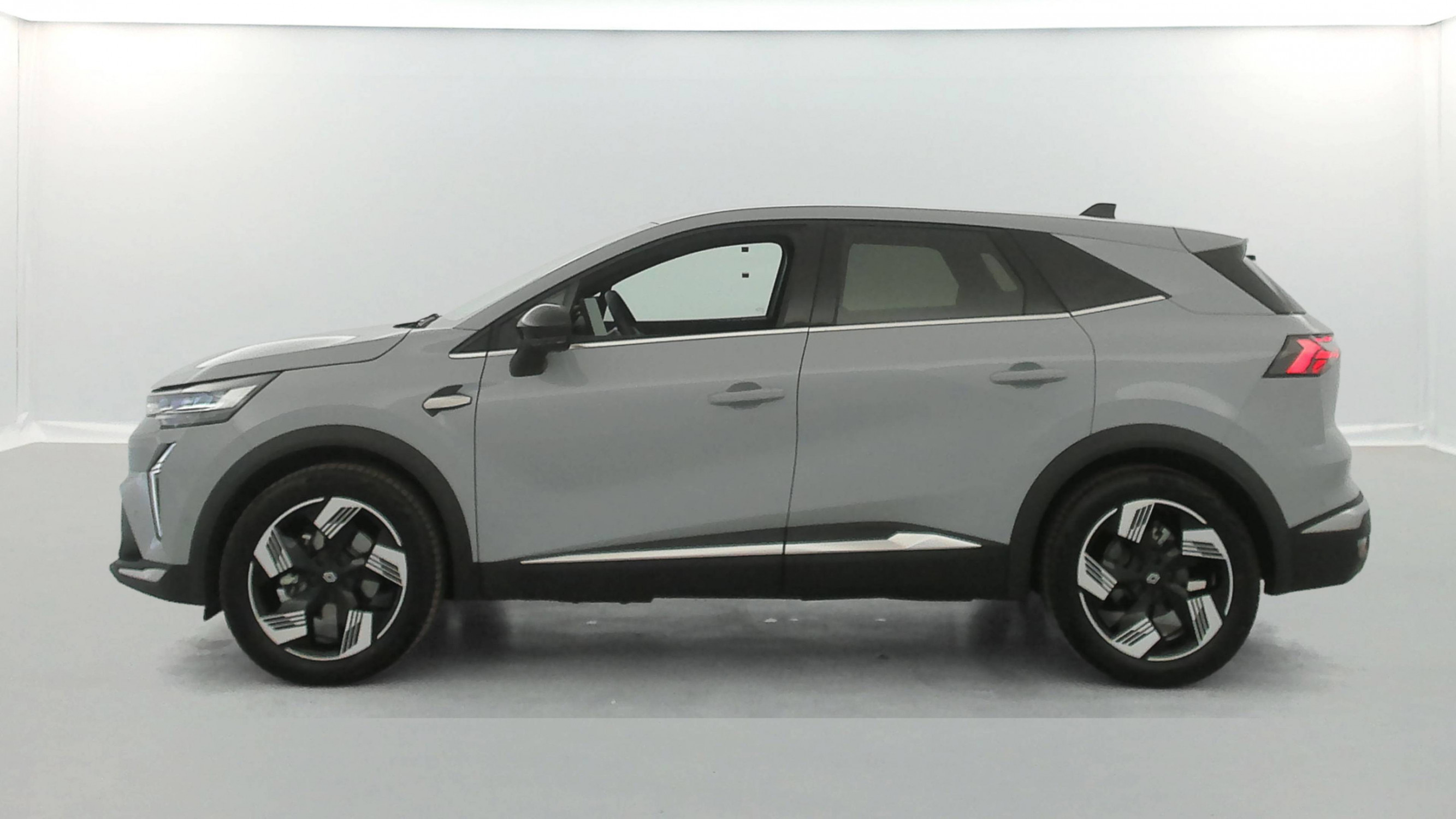 Vente en ligne Renault Symbioz  E-Tech full hybrid 160 ch au prix de 29 990 €