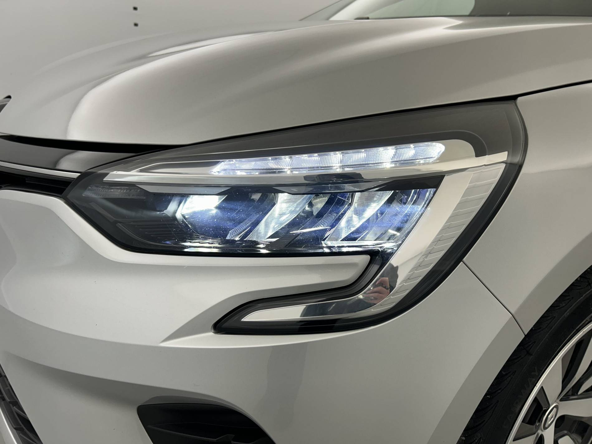 Vente en ligne Renault Clio 5 Clio TCe 90 au prix de 13 500 €