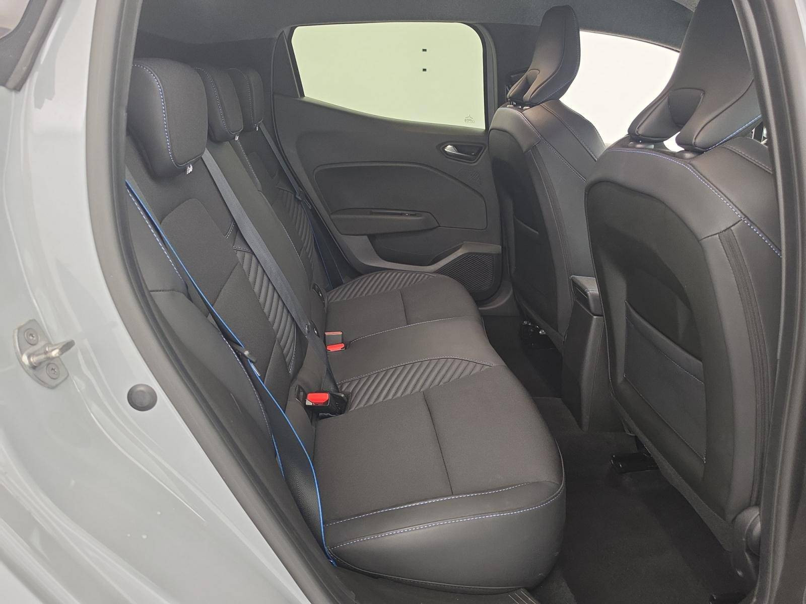 Vente en ligne Renault Clio 5 Clio TCe 90 ch GSR2 au prix de 18 390 €