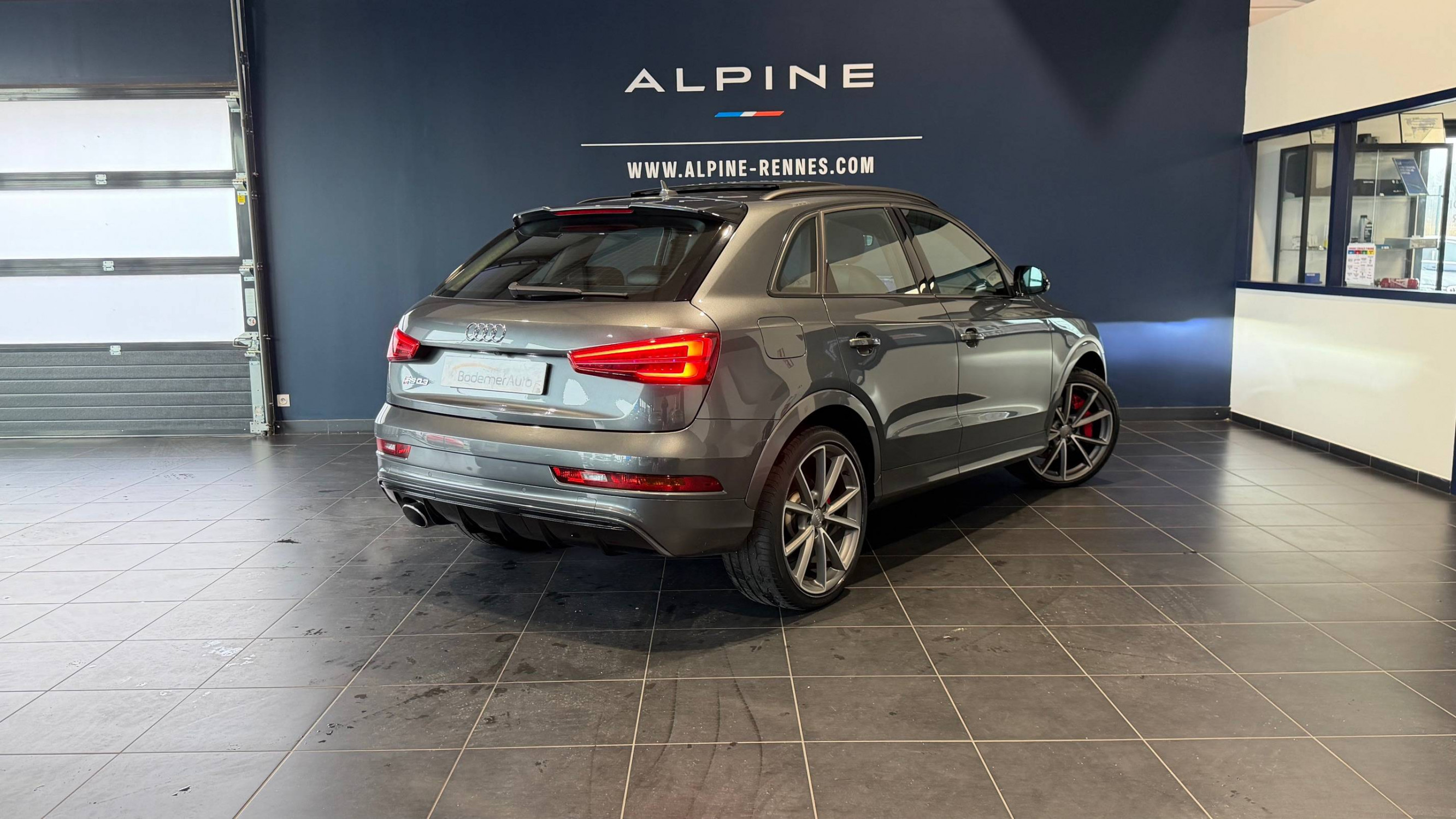 Vente en ligne Audi RSQ3  Performance 2.5 TFSI 367 ch au prix de 37 990 €