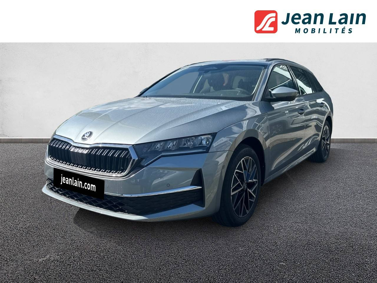 Vente en ligne SKODA OCTAVIA COMBI Octavia Combi 1.5 TSI Hybrid 150 ch ACT DSG7 Clever de 2026 au prix de 42 260 €