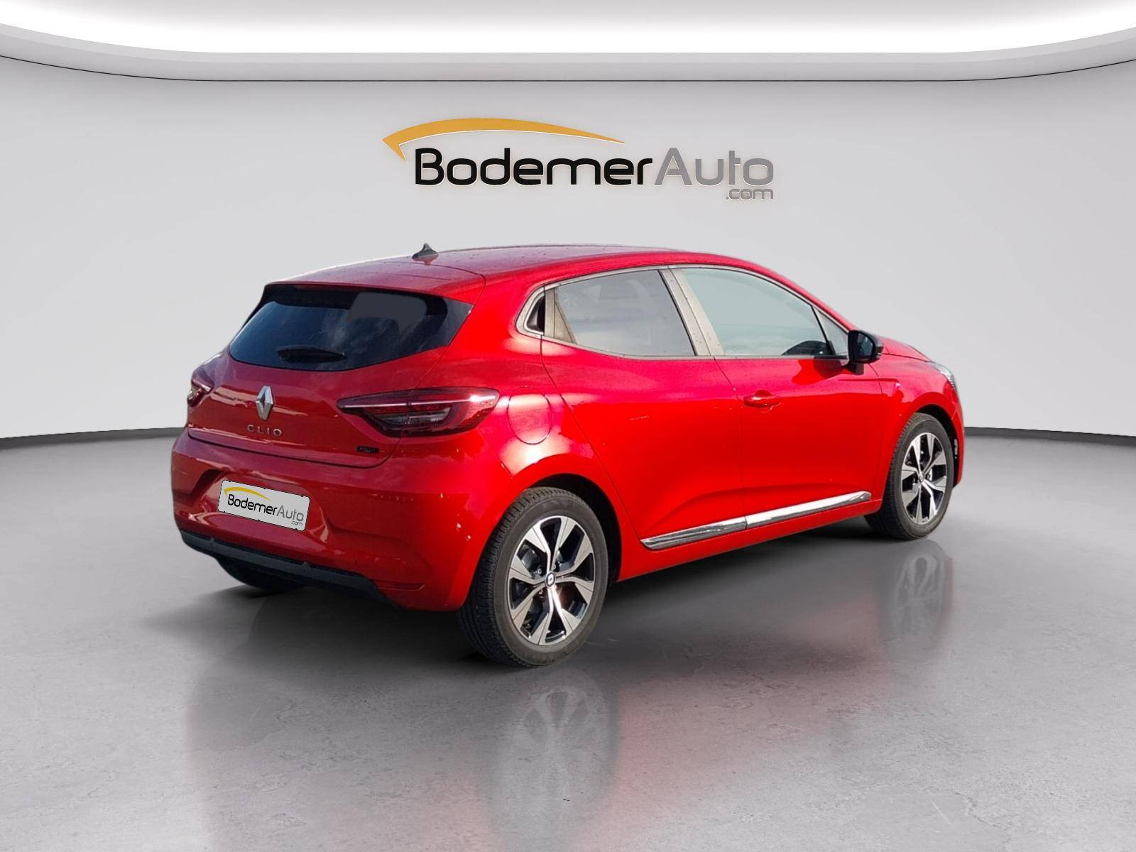 Vente en ligne Renault Clio 5 Clio E-Tech full hybrid 145 au prix de 17 990 €