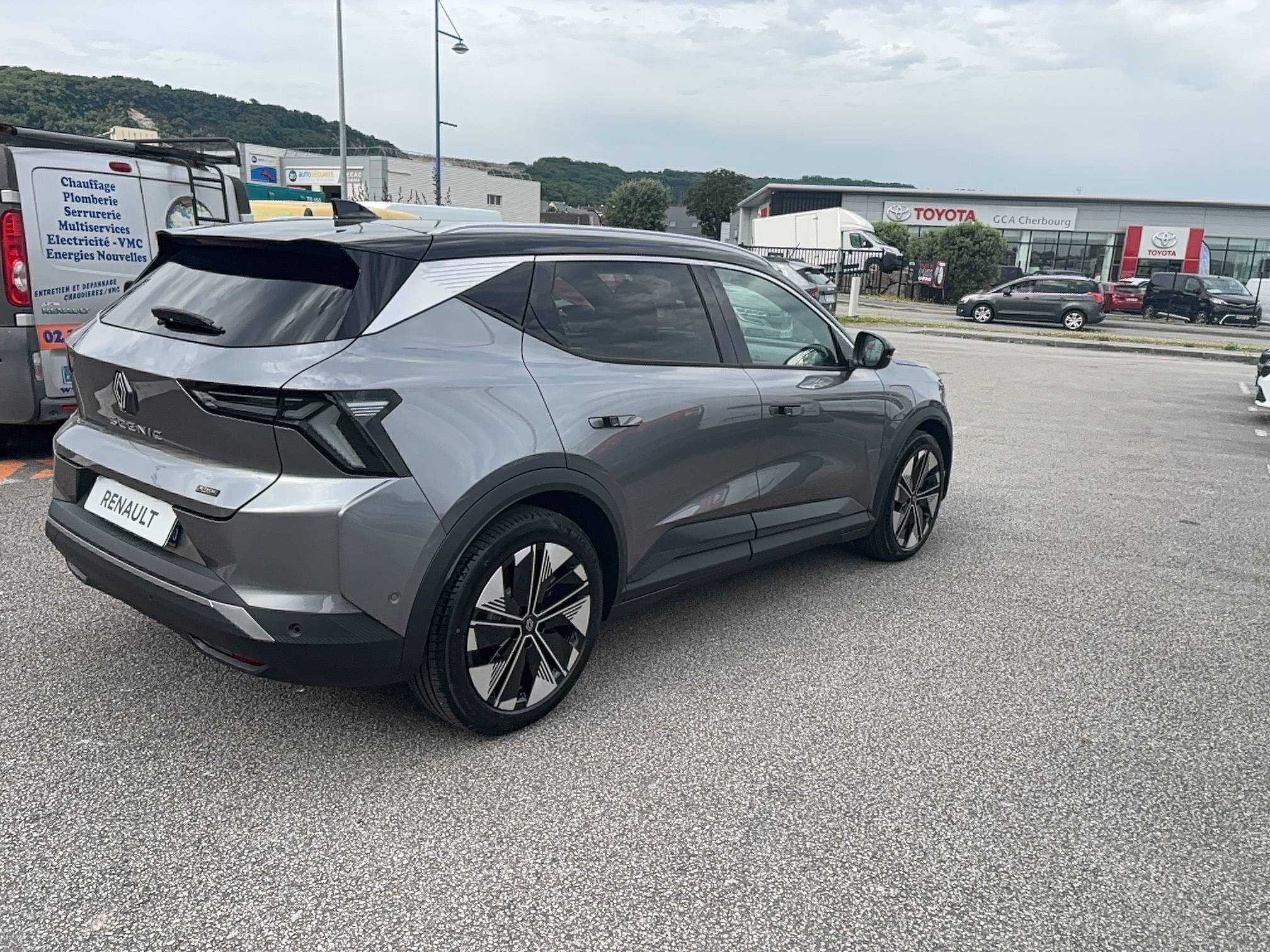 Vente en ligne Renault Scenic E-Tech Scenic E-Tech électrique 220 ch grande autonomie au prix de 45 500 €