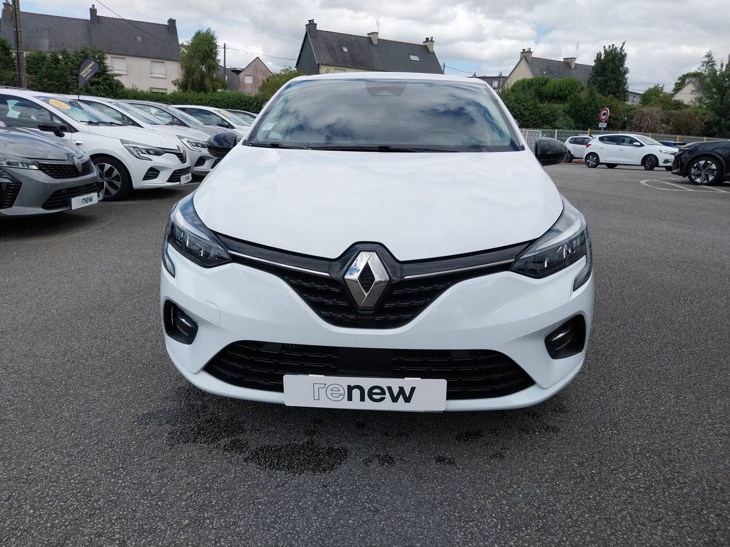 Vente en ligne Renault Clio 5 Clio TCe 90 au prix de 14 990 €