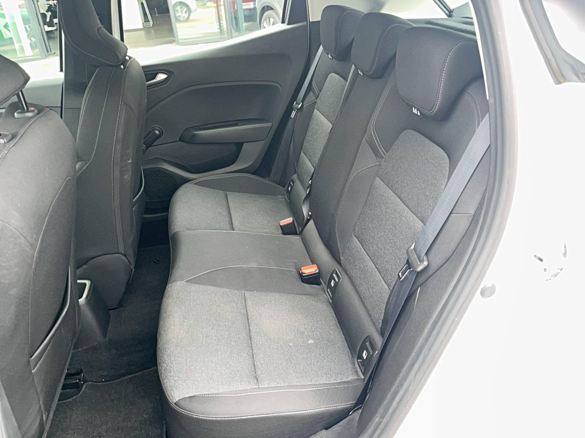 Vente en ligne Renault Clio 5 Clio TCe 90 X-Tronic - 21N au prix de 15 791 €