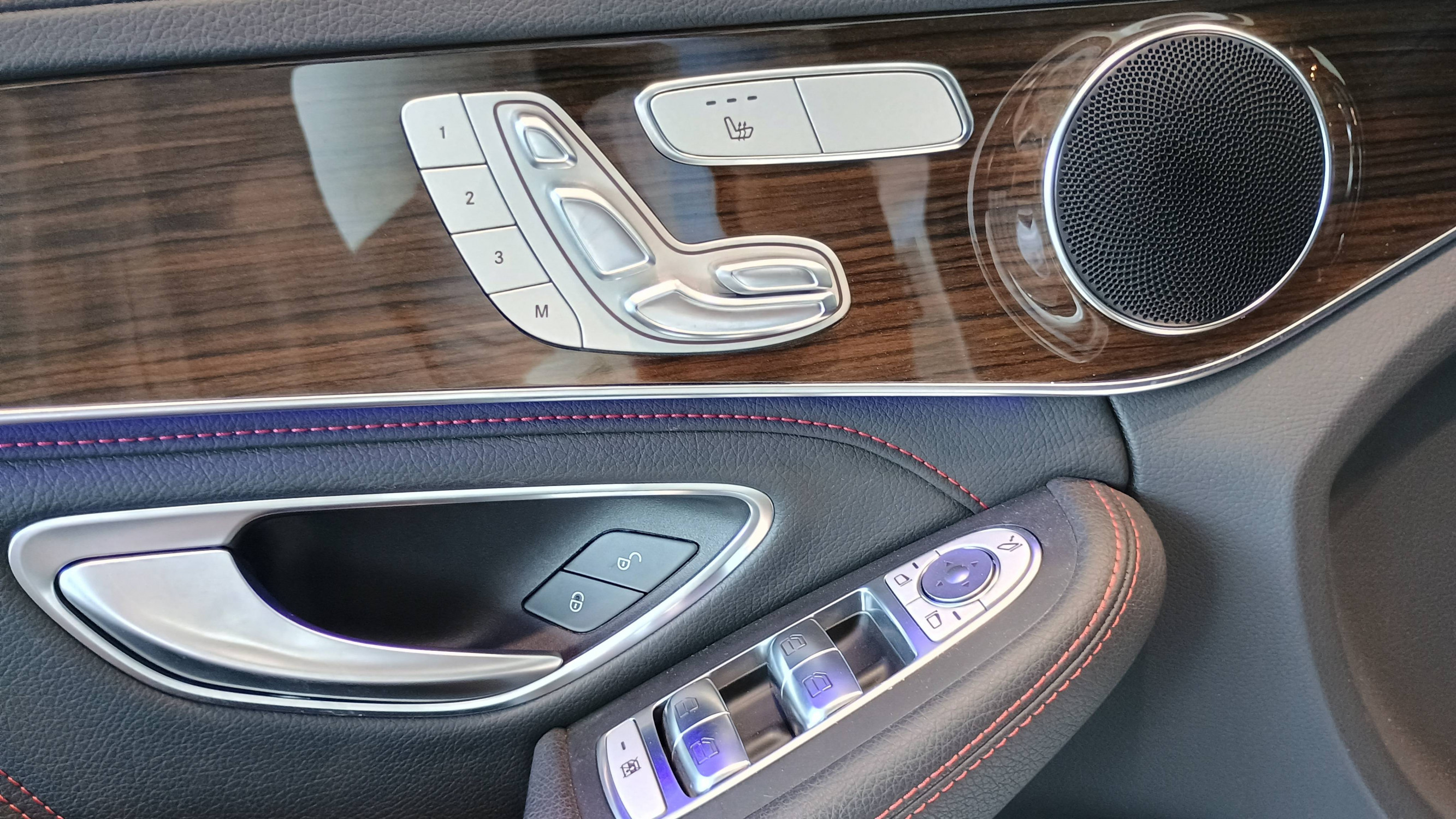 Vente en ligne Mercedes Classe C Break  43 Mercedes-AMG Speedshift TCT AMG 4Matic au prix de 47 990 €