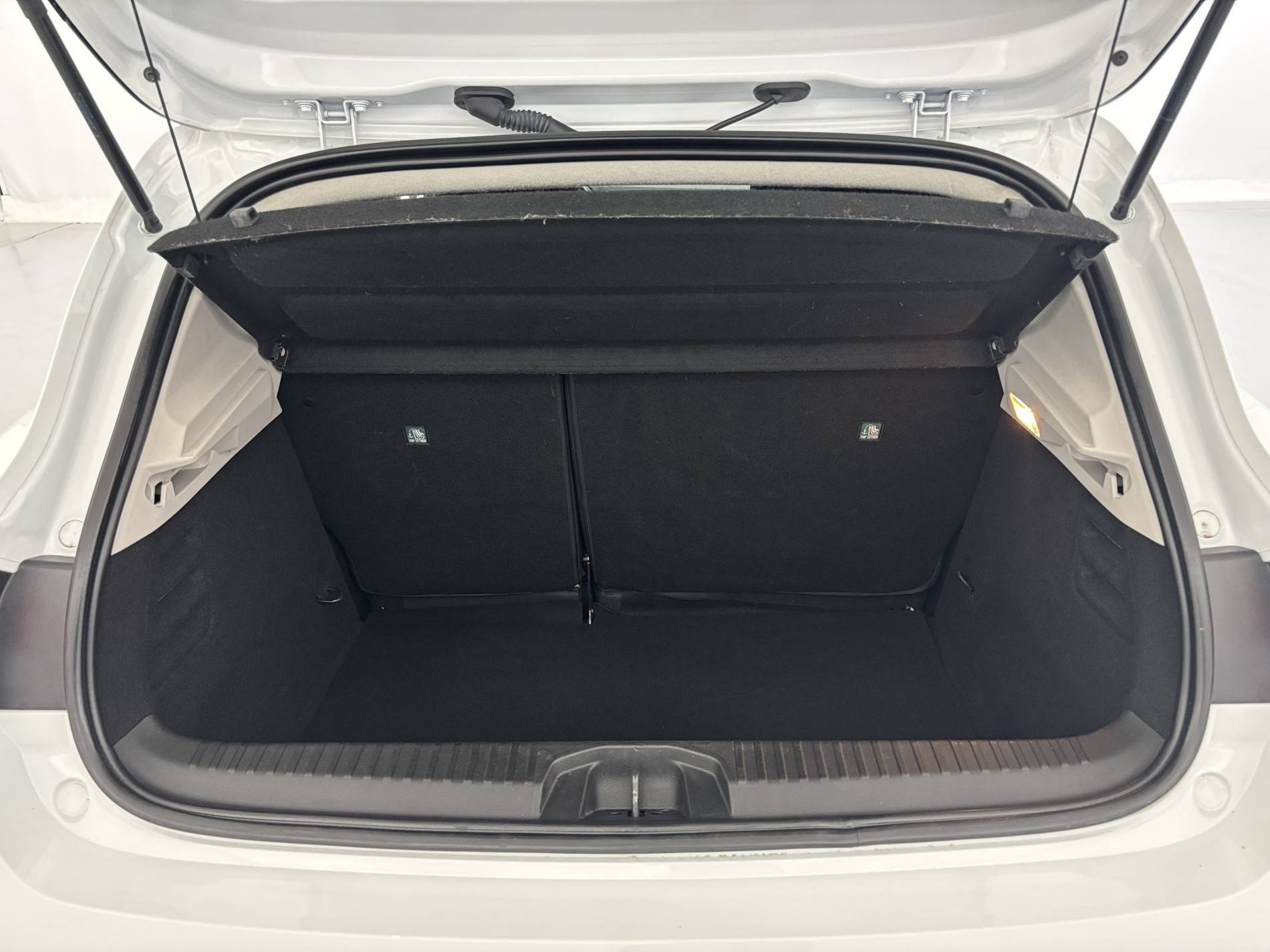 Vente en ligne Renault Clio 5 Clio TCe 90 au prix de 13 791 €