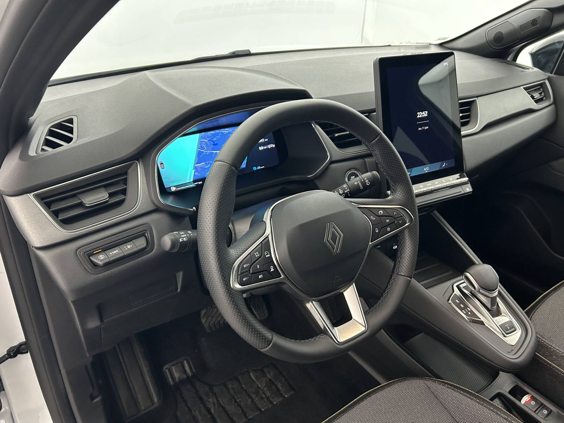 Vente en ligne Renault Symbioz  E-Tech full hybrid 145 au prix de 26 991 €