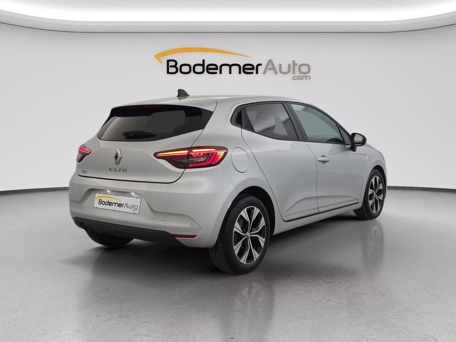 Vente en ligne Renault Clio 5 Clio TCe 100 GPL au prix de 13 991 €
