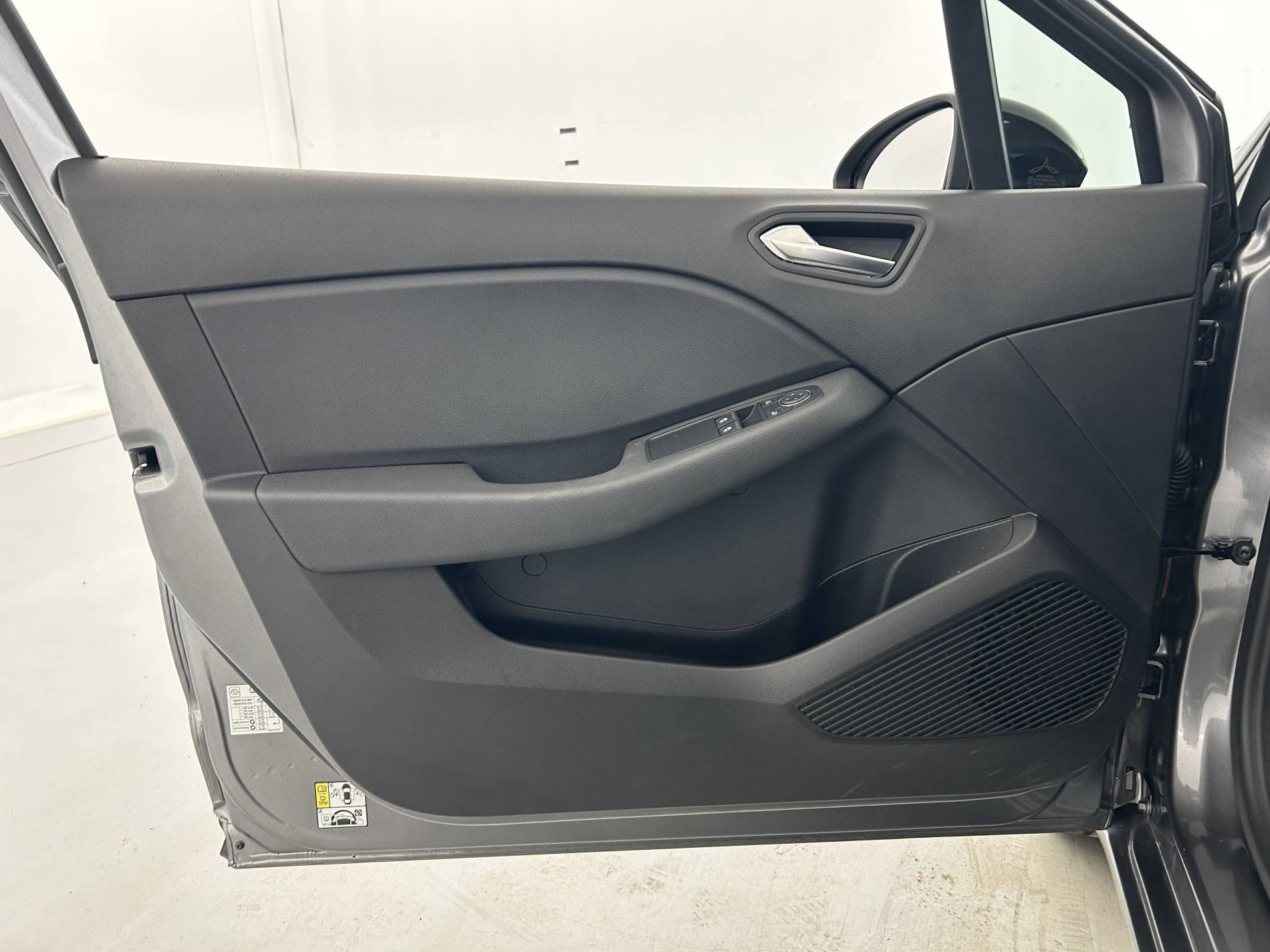 Vente en ligne Renault Clio 5 Clio TCe 90 au prix de 14 290 €