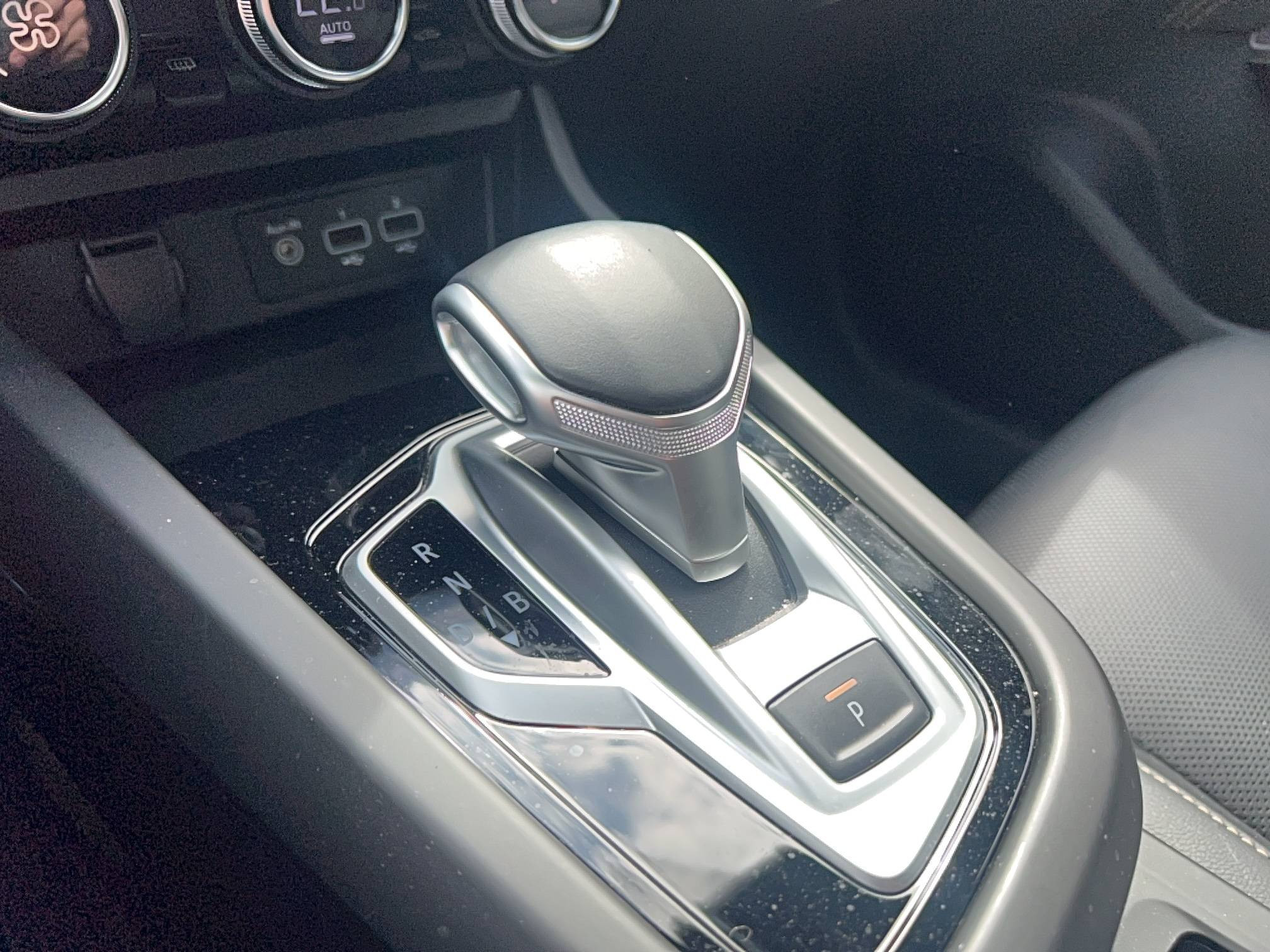 Vente en ligne Renault Arkana  E-Tech hybride 145 - 22 au prix de 22 991 €