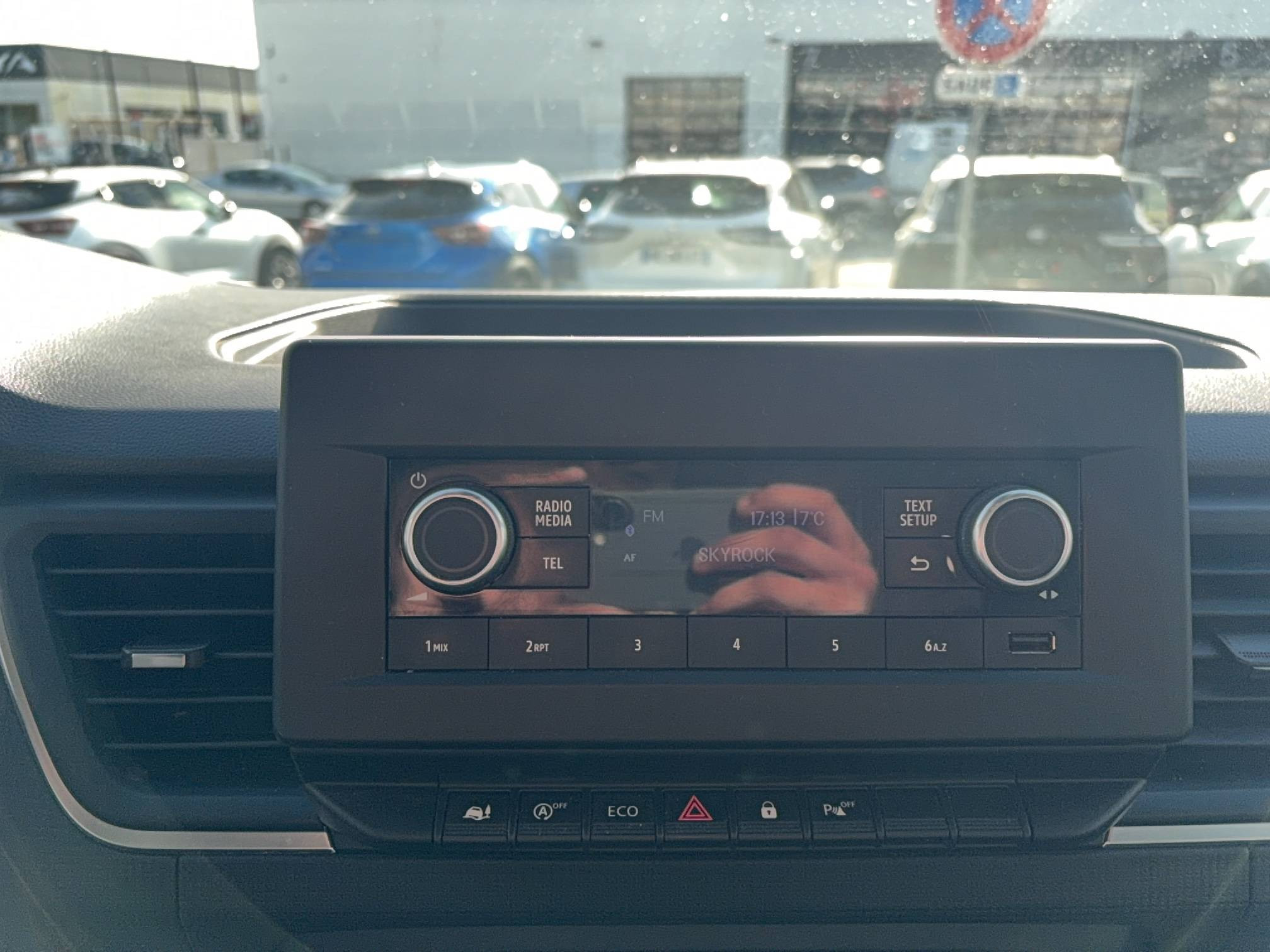 Vente en ligne Nissan Primastar Fourgon  L1H1 2T8 2.0 DCI 130 S/S BVM au prix de 19 990 €